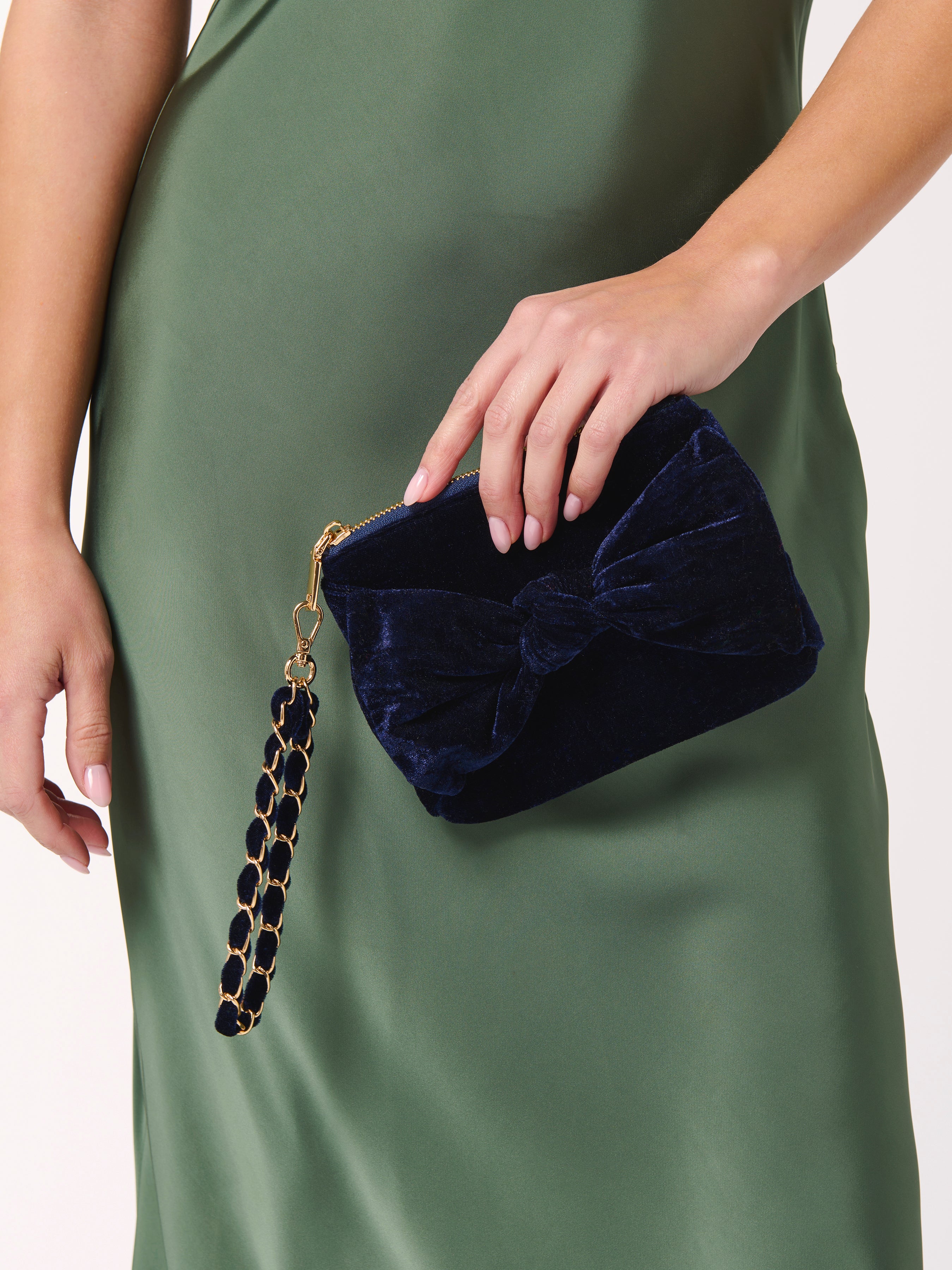 Shiraleah Bea Bow Wristlet MIDNIGHT