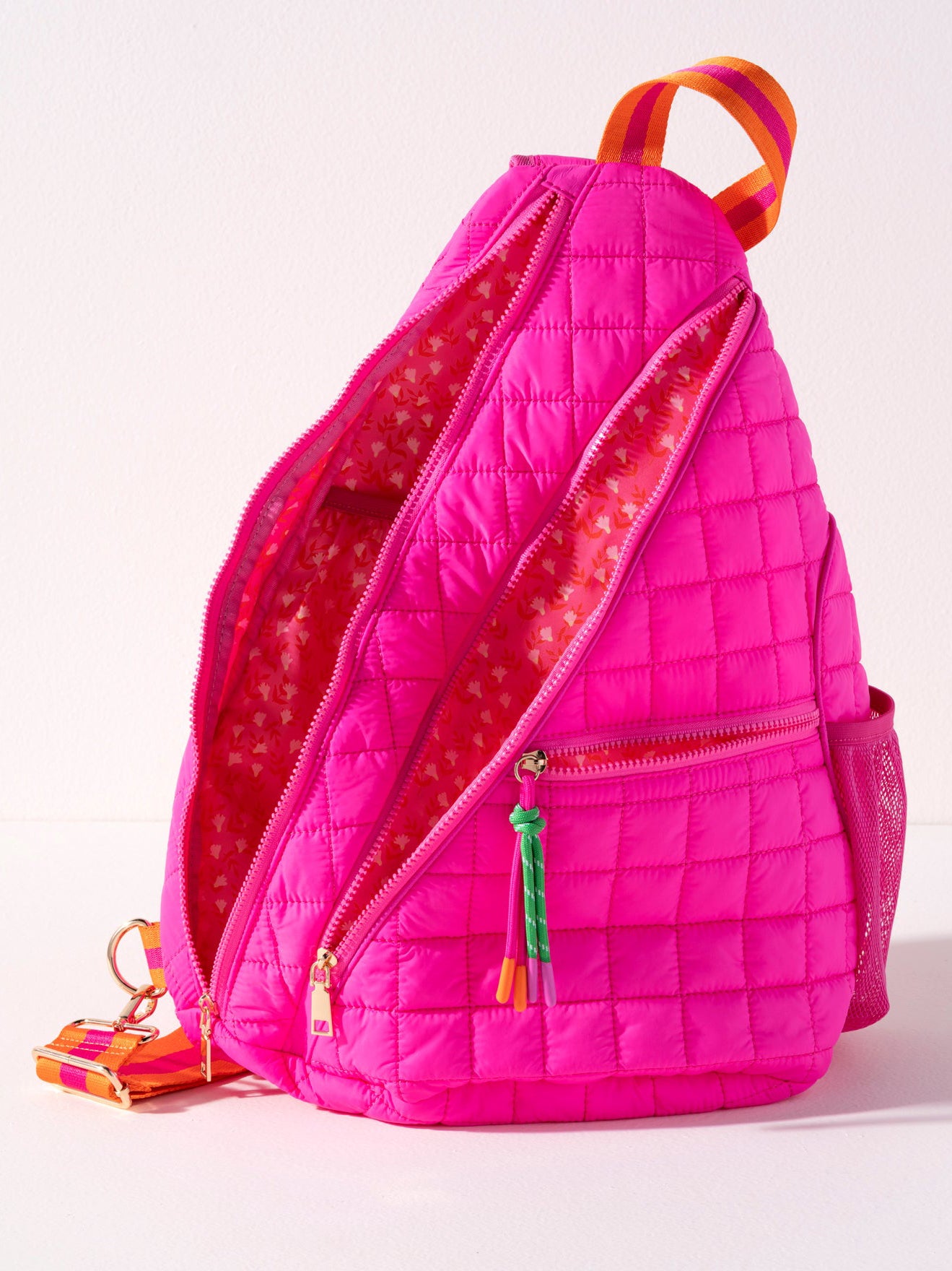 Shiraleah Ezra Sling Bag MAGENTA