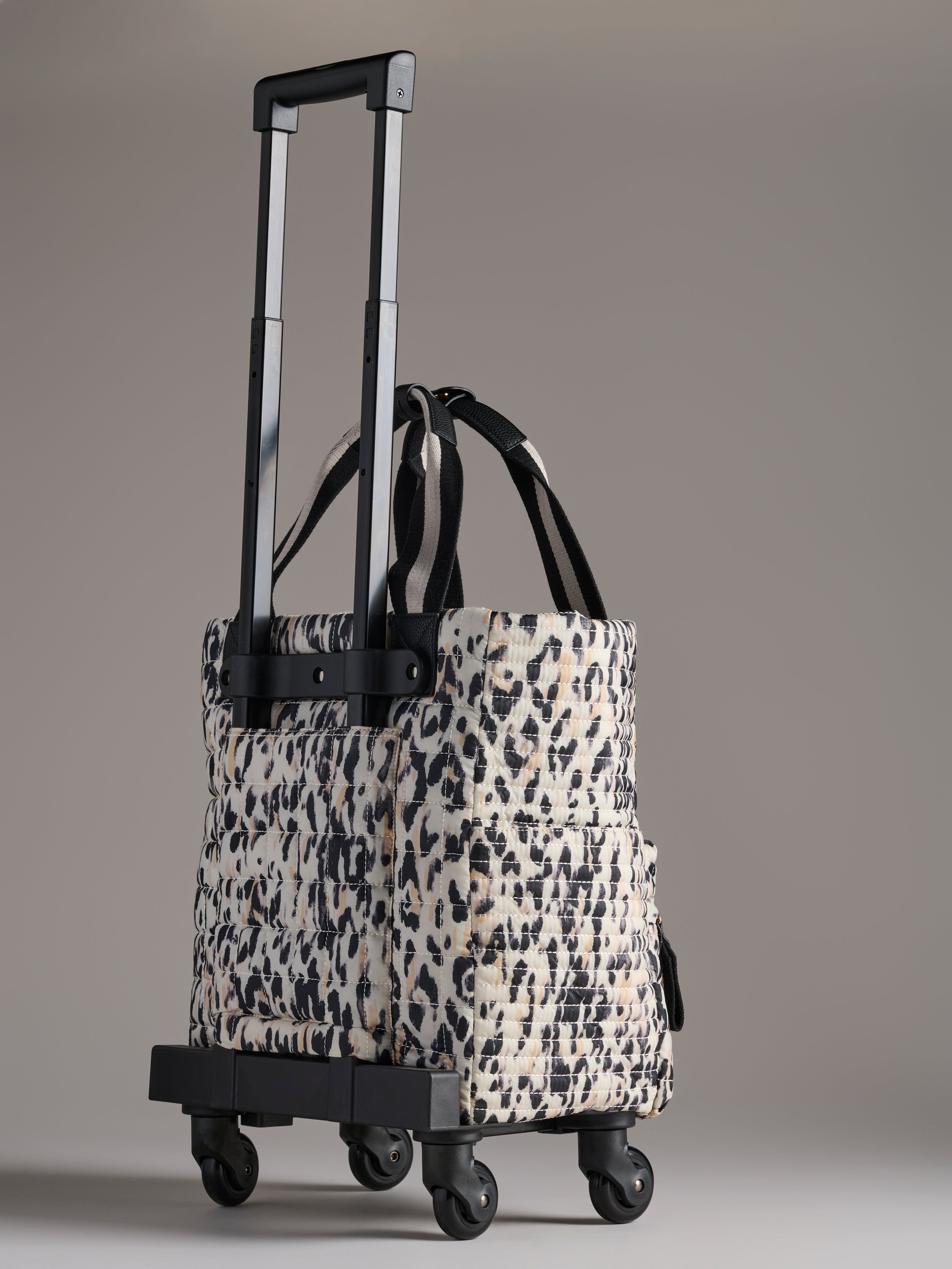 Shiraleah Ezra 360° Roller Tote LEOPARD