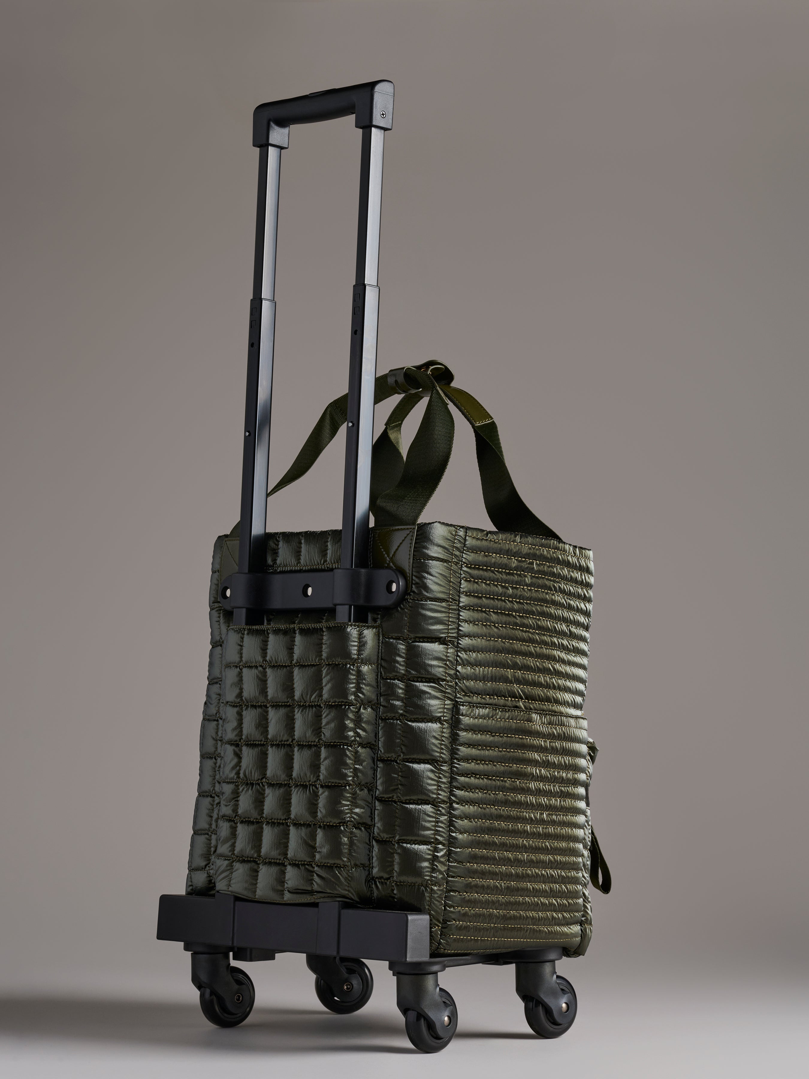 Shiraleah Logan 360° Roller Tote OLIVE