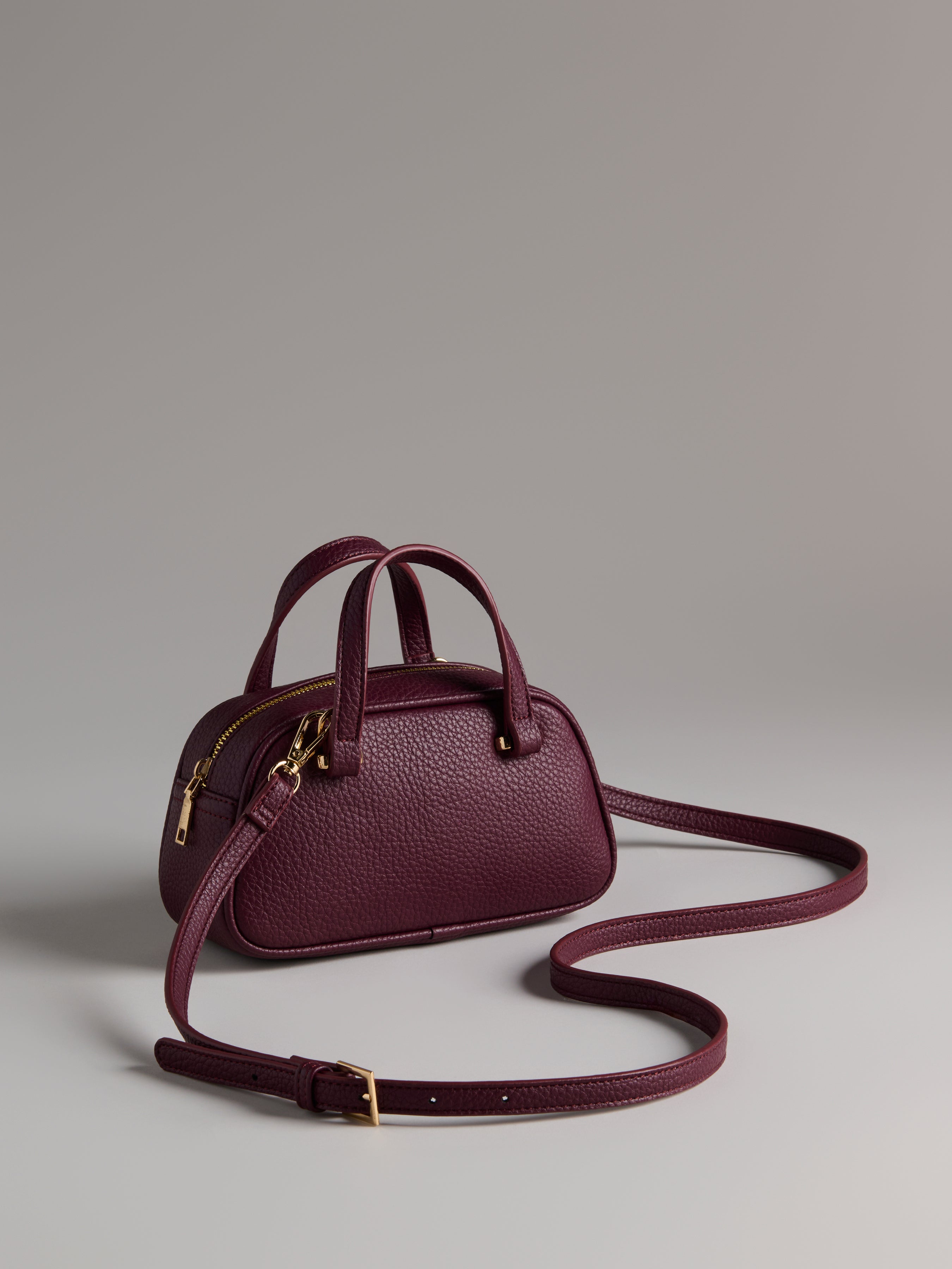 Shiraleah Vallerie Pebble Grain Mini Top Handle Bag WINE