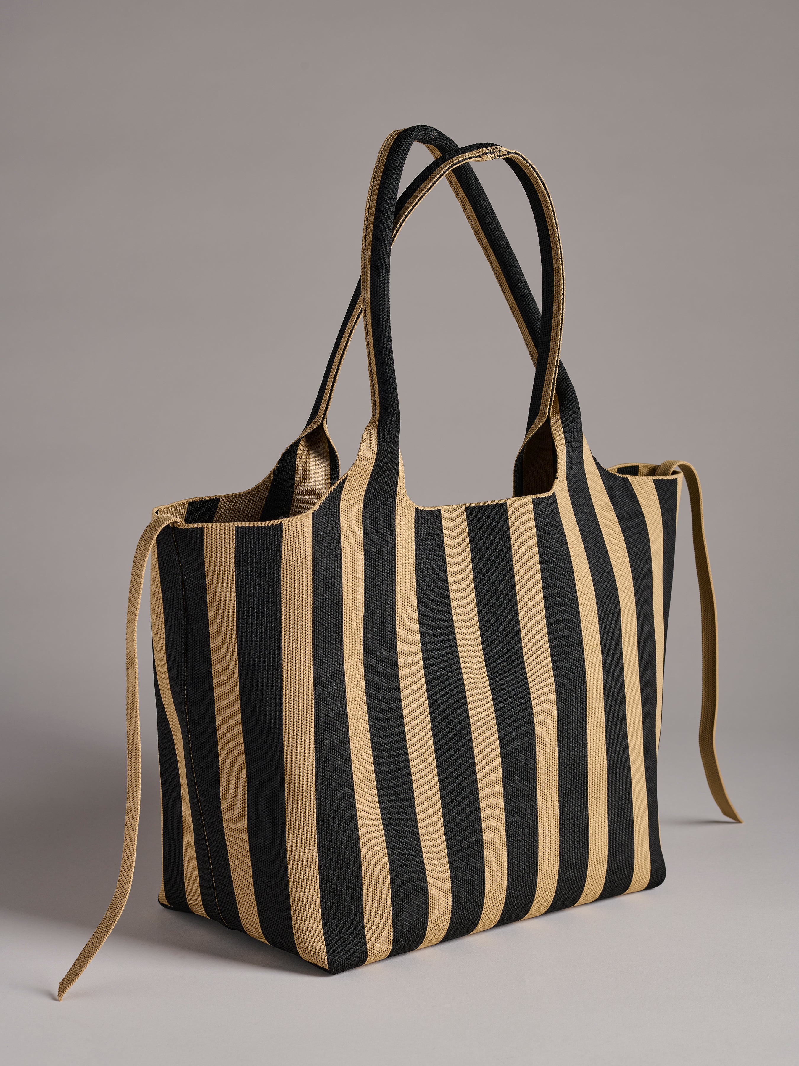 Shiraleah Robbie Tote MULTI