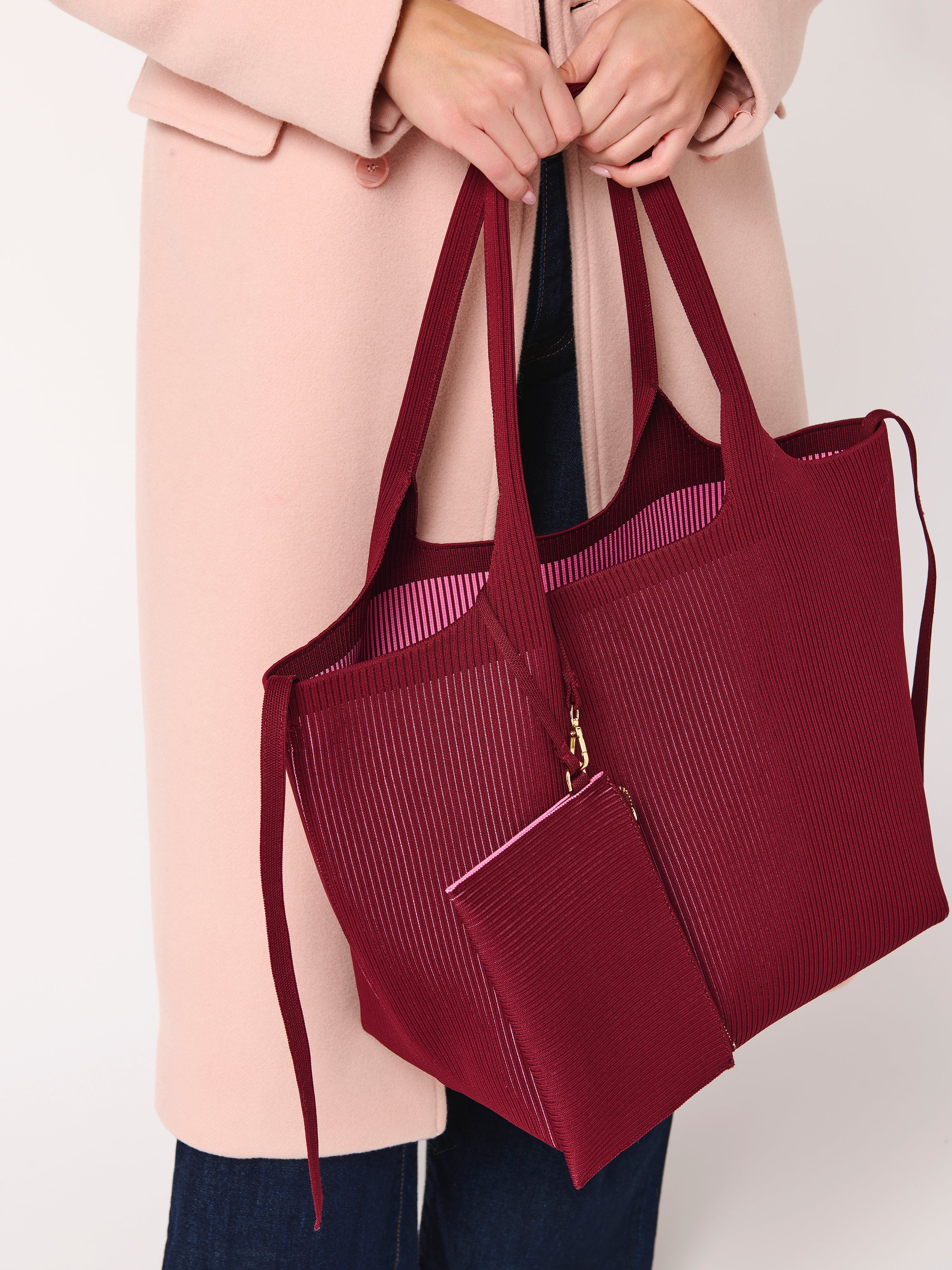 Shiraleah Robbie Tote WINE
