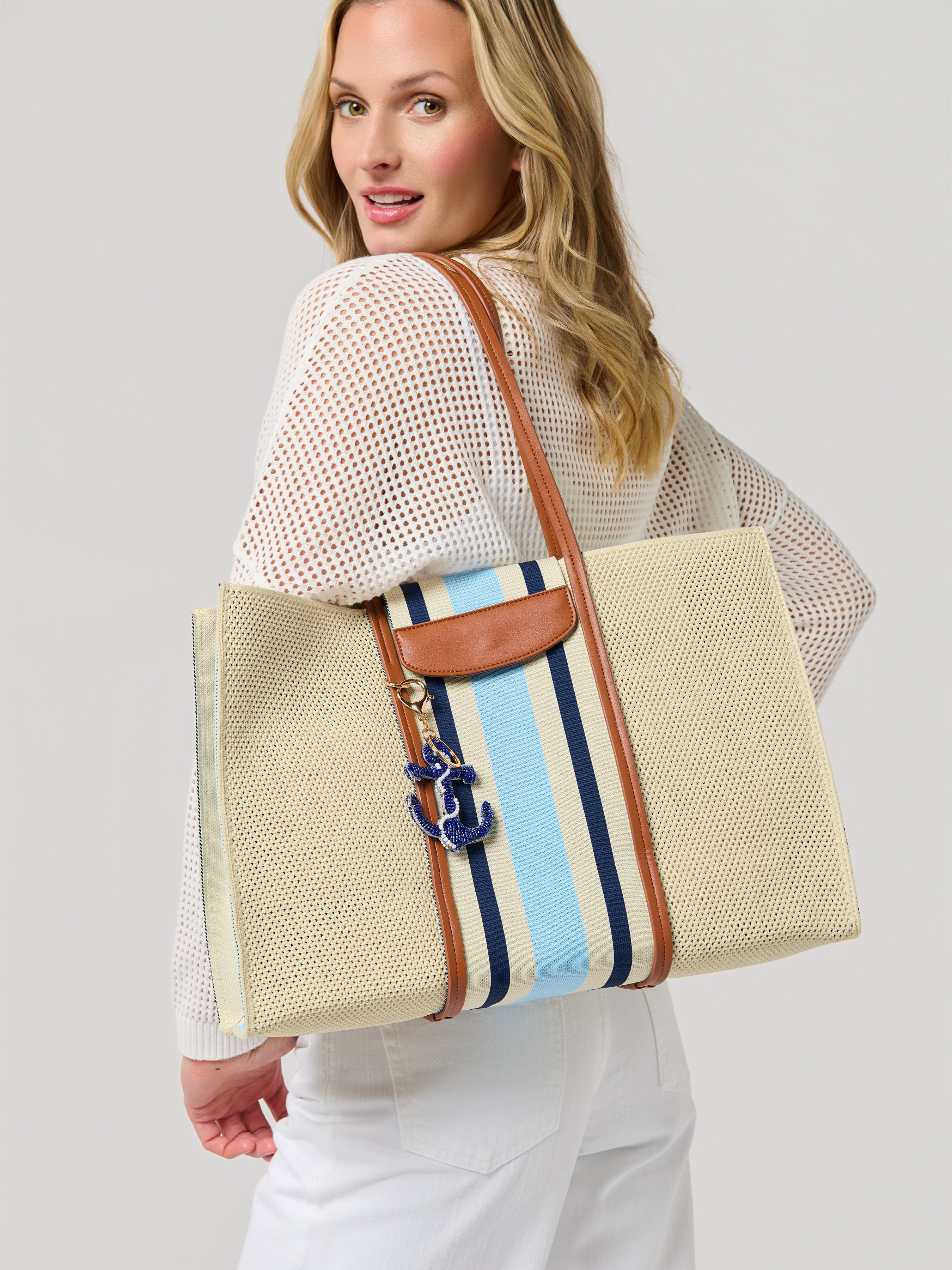Shiraleah Aria Boxy Tote NATURAL