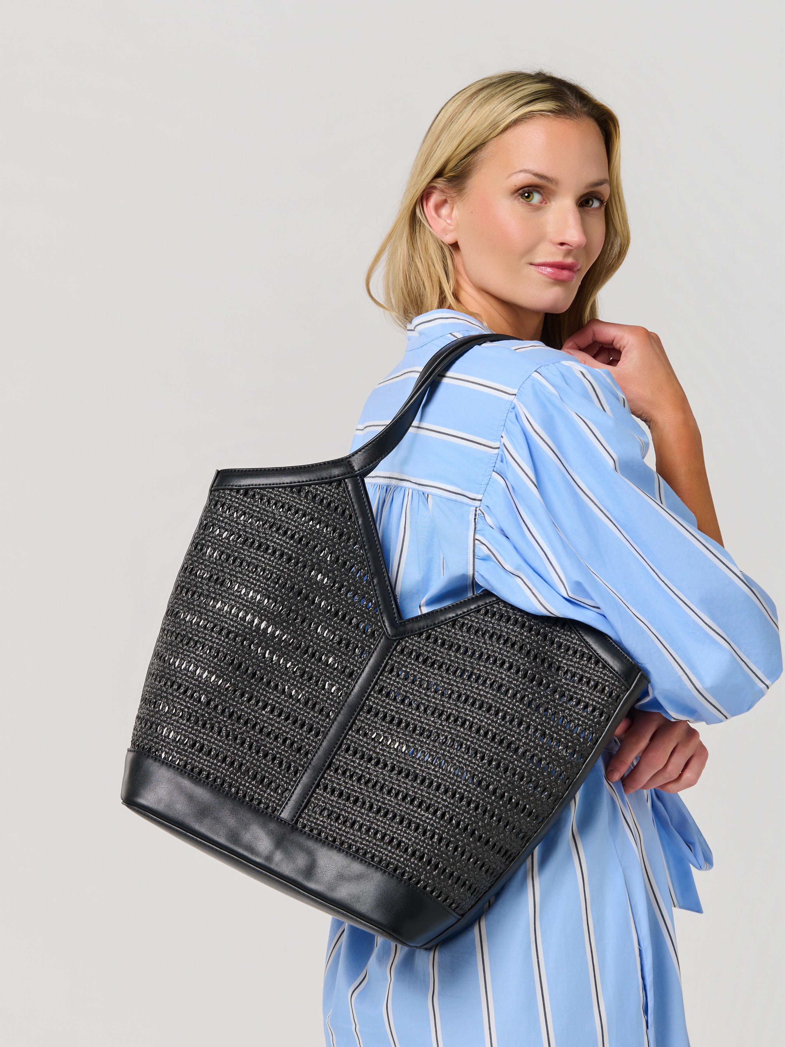 Shiraleah Tosca Tote BLACK