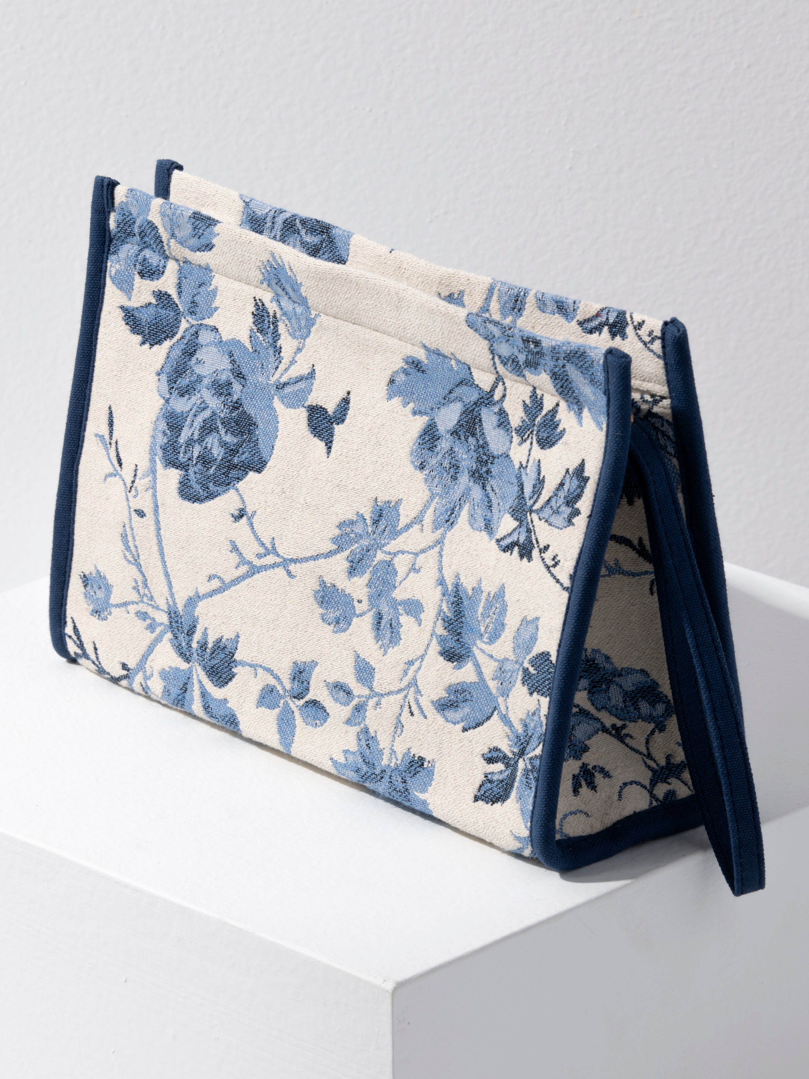 Shiraleah Fiorella Zip Pouch, Blue