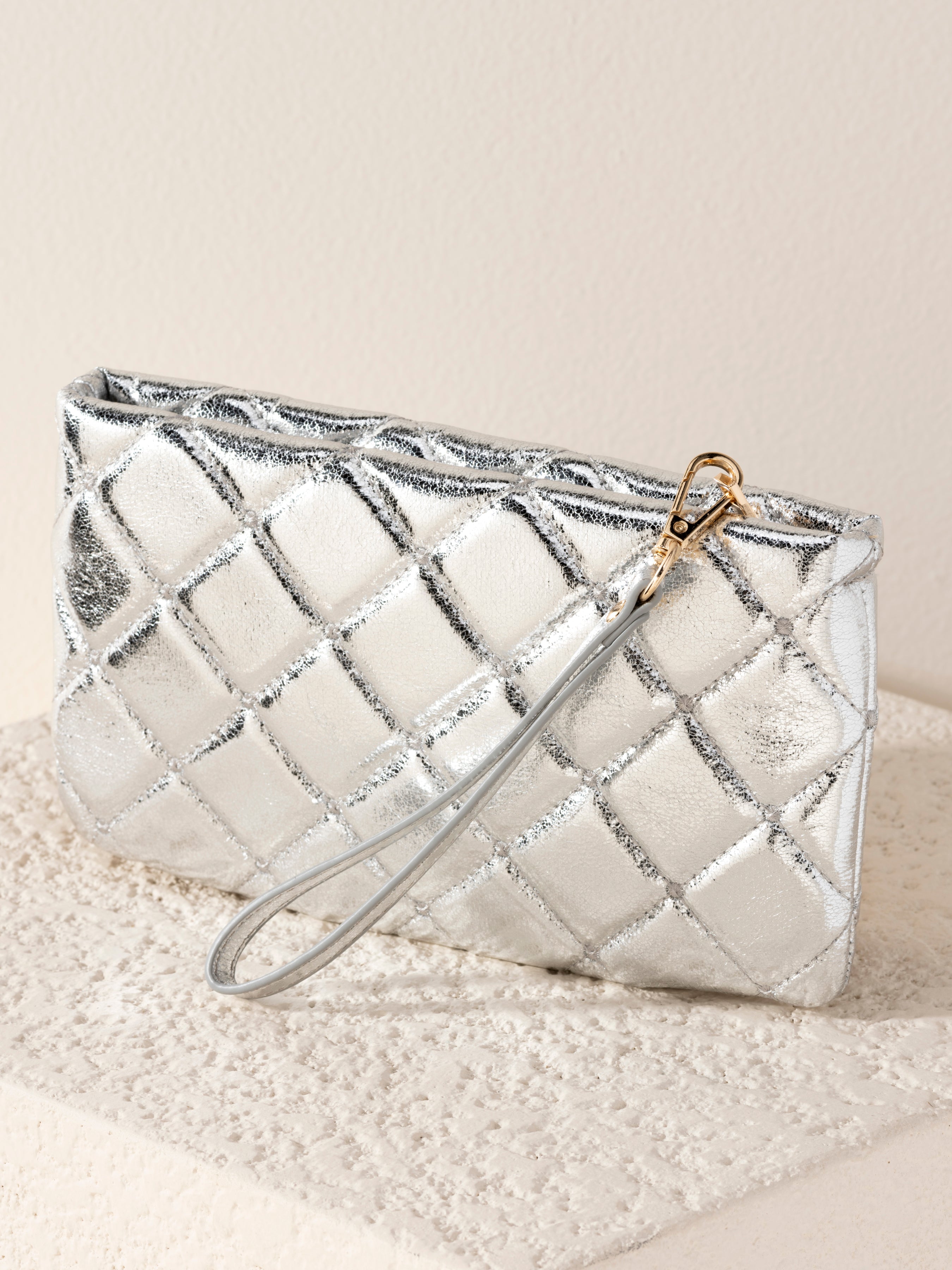 Shiraleah Mademoiselle Wristlet SILVER