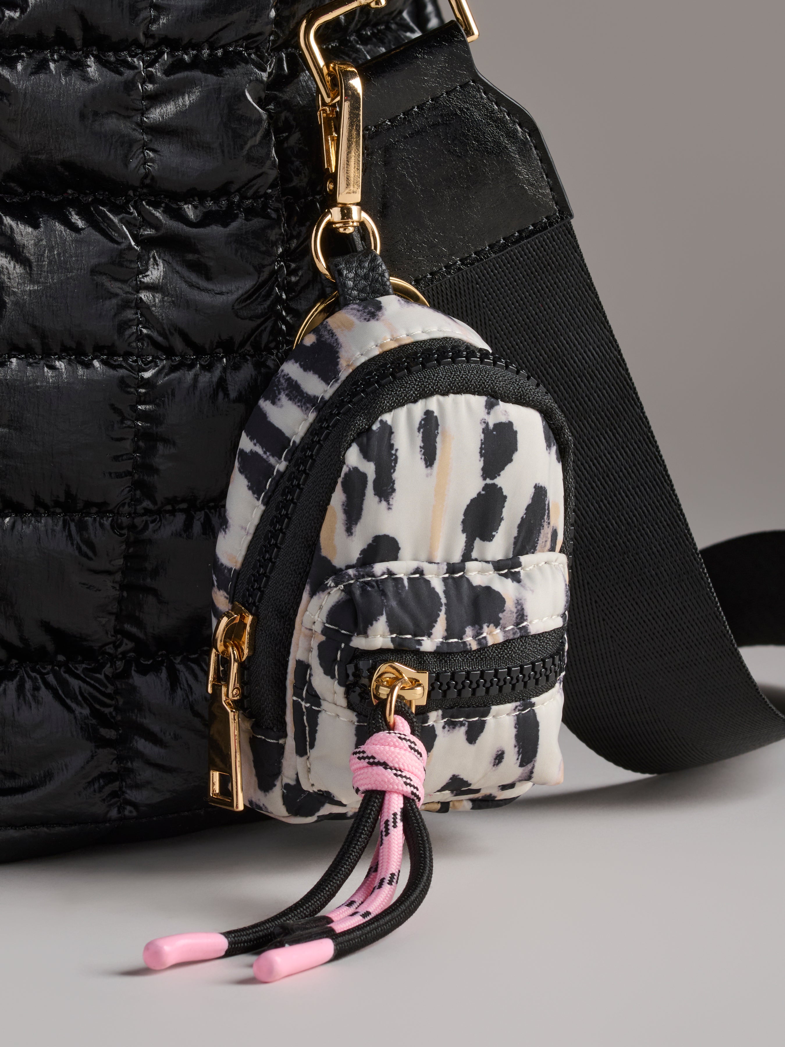 Shiraleah Ezra Mini Backpack Bag Charm LEOPARD