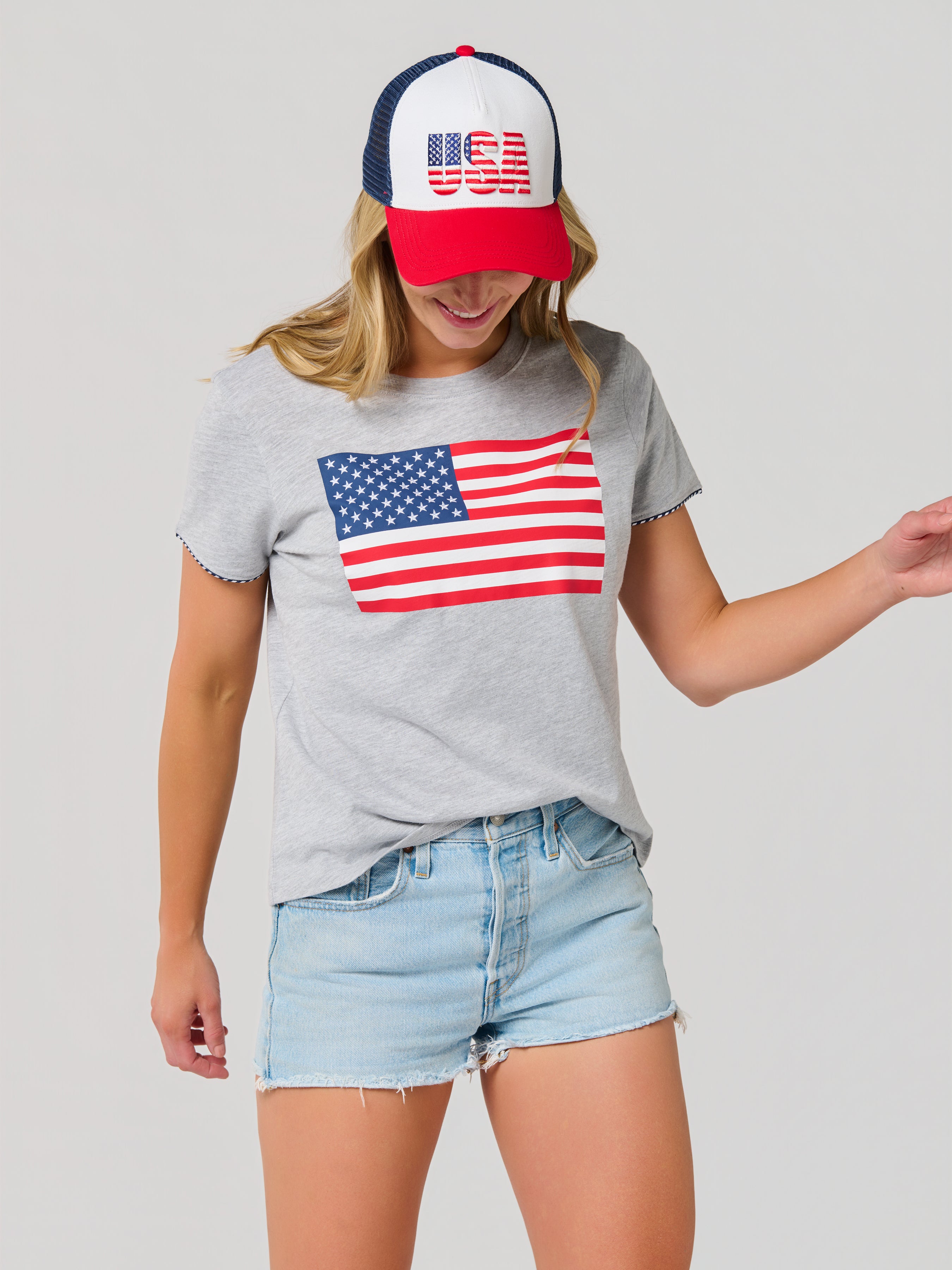 Shiraleah American Flag Relaxed Tee, Grey SMALL