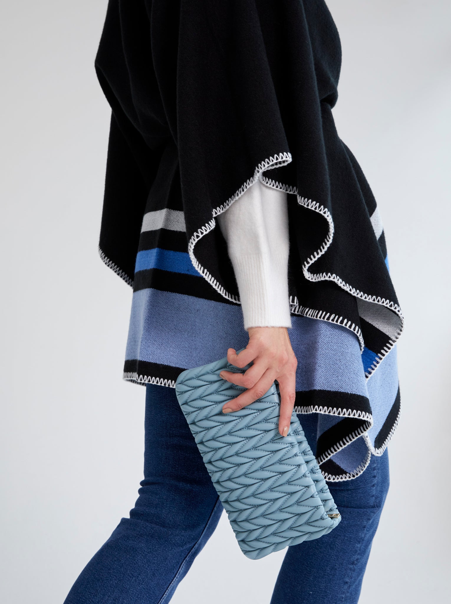 Shiraleah Jody Zip Pouch, Sky - FINAL SALE ONLY