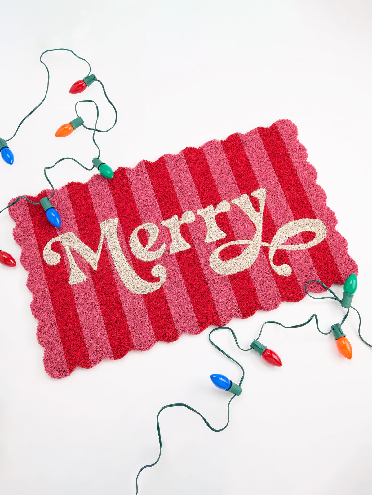 Shiraleah "Merry" Scalloped Doormat, Multi