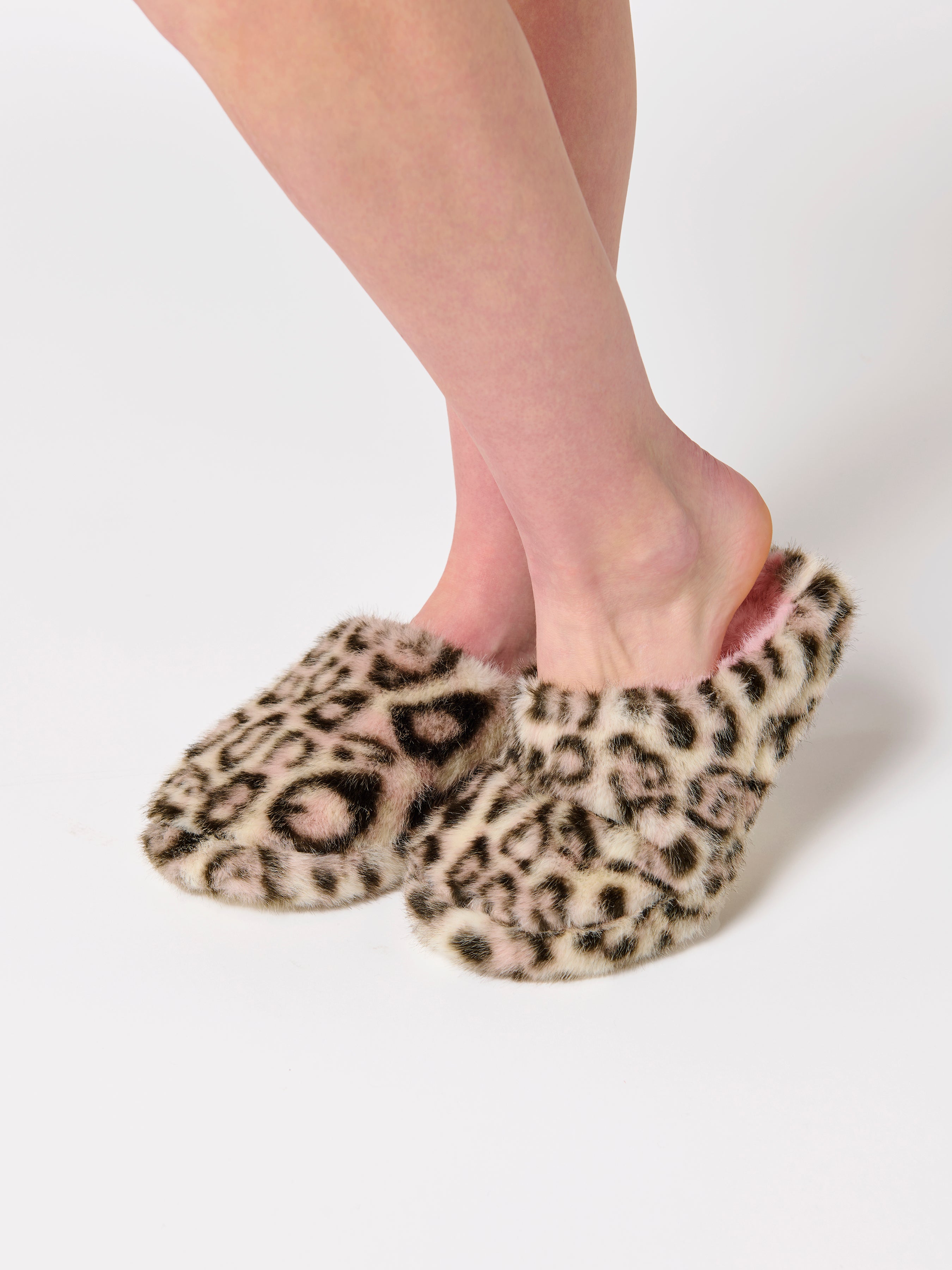 Shiraleah Rosette Slippers, Multi