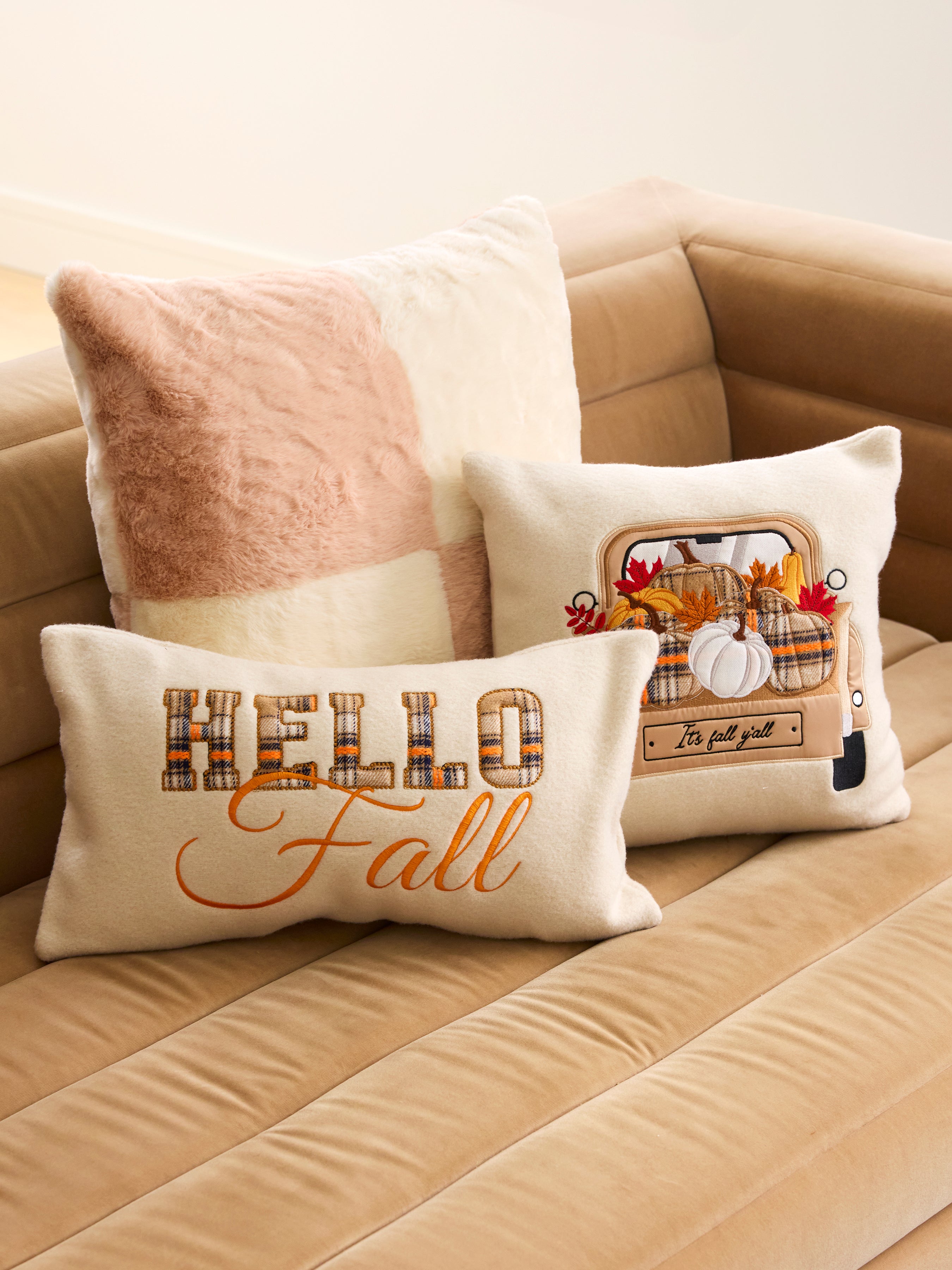 Shiraleah Check Faux Fur Pillow CREAM