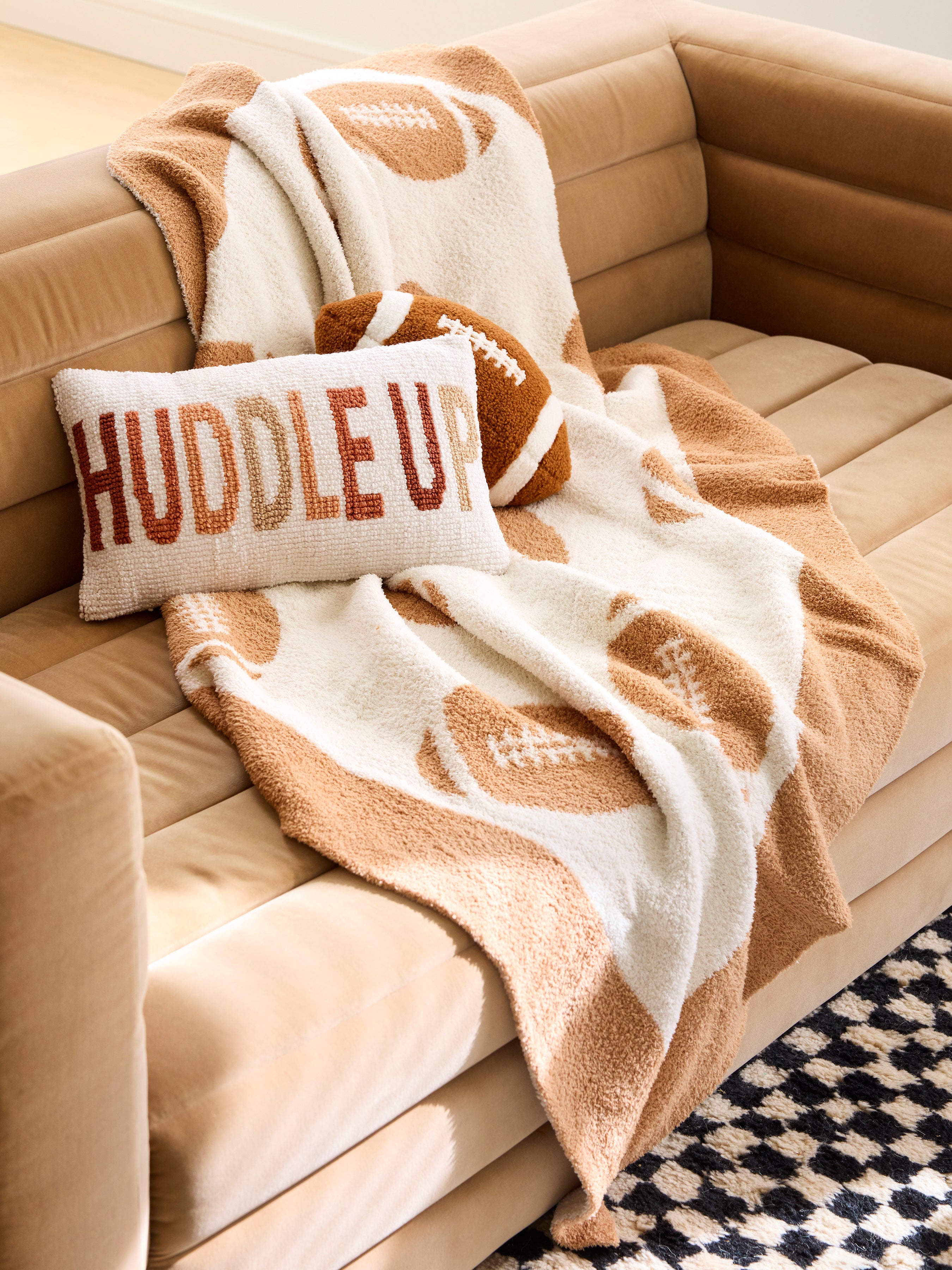 Shiraleah "Huddle Up" Pillow IVORY