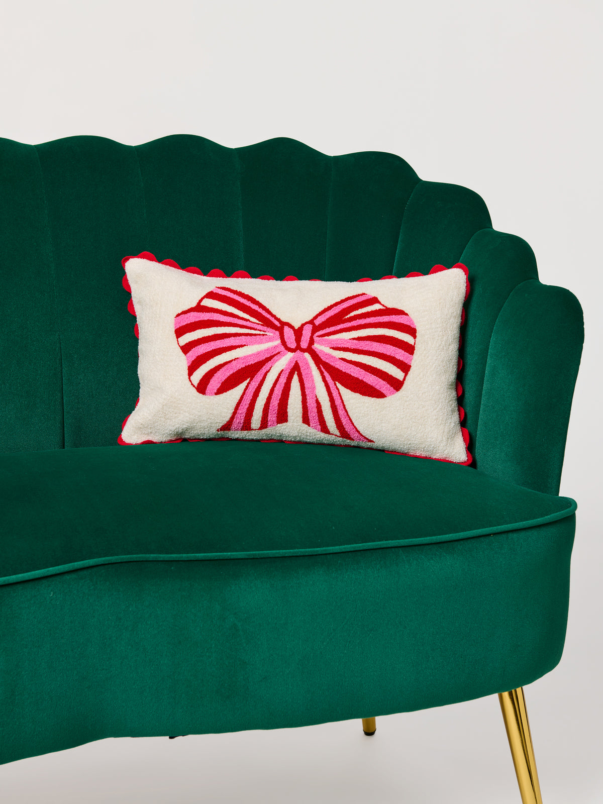 Shiraleah Bow Pillow, Ivory