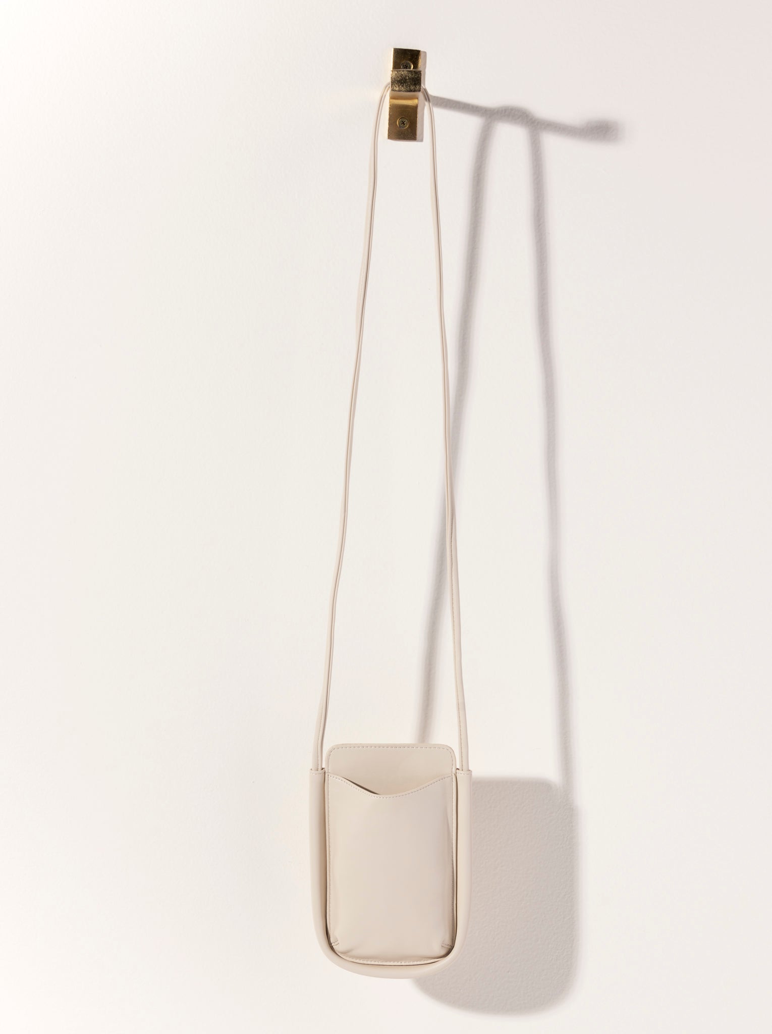 Shiraleah Charlotte Phone Cross-Body IVORY