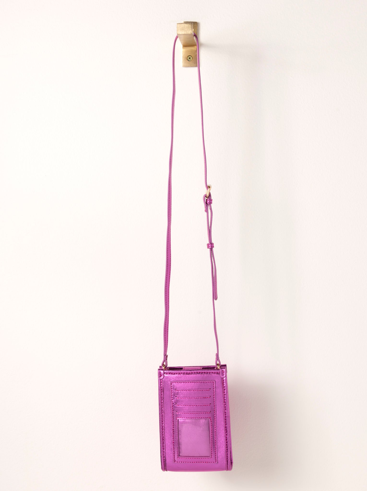 Shiraleah Skyler Phone Holder, Magenta - FINAL SALE ONLY