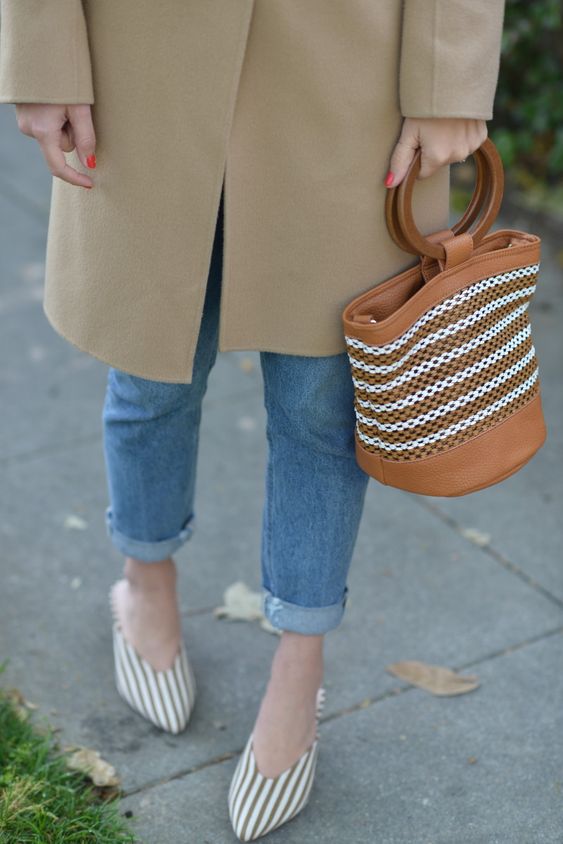 How To Wear the Circle Bag Trend