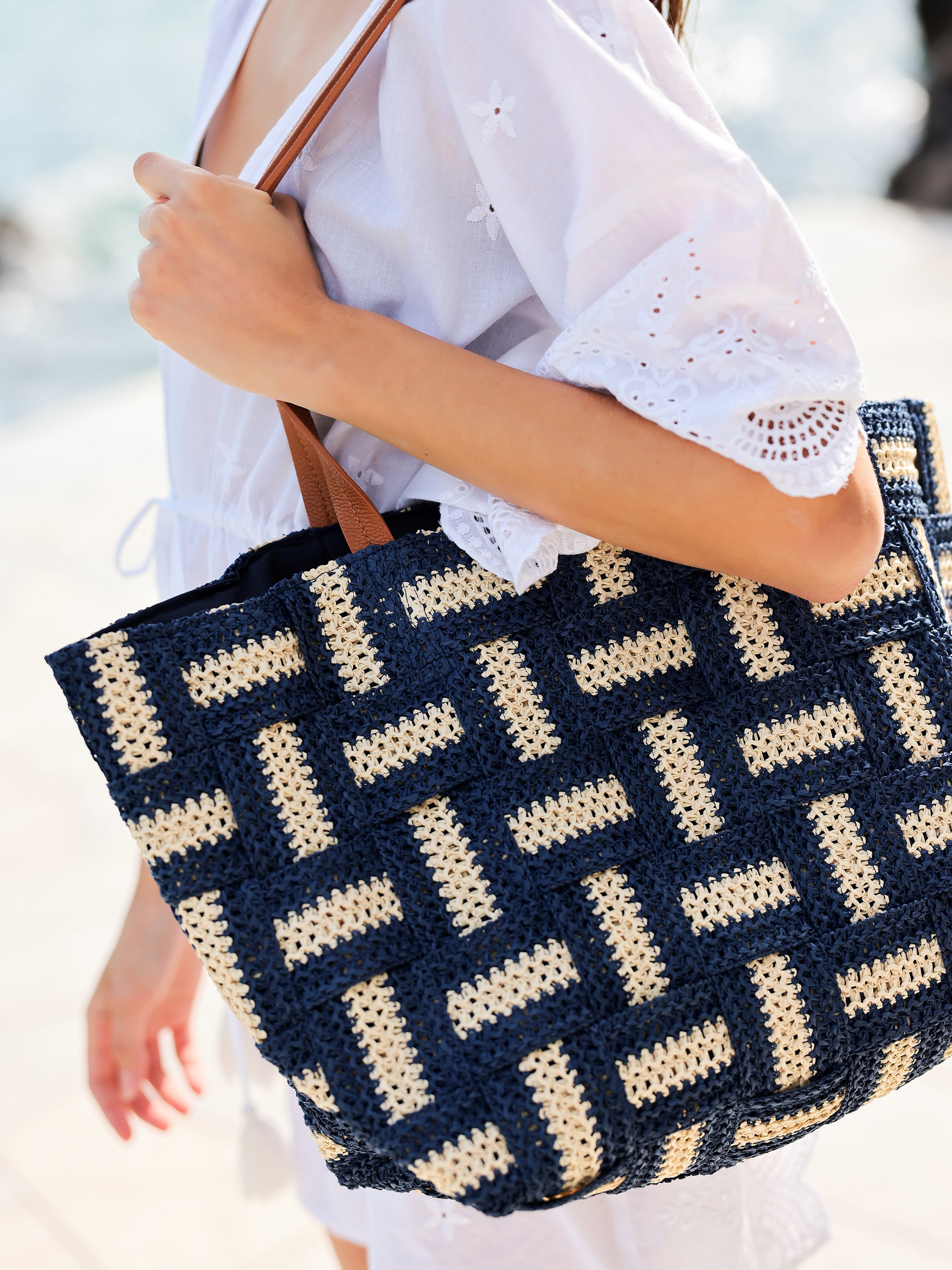 Shiraleah Mare Tote NAVY