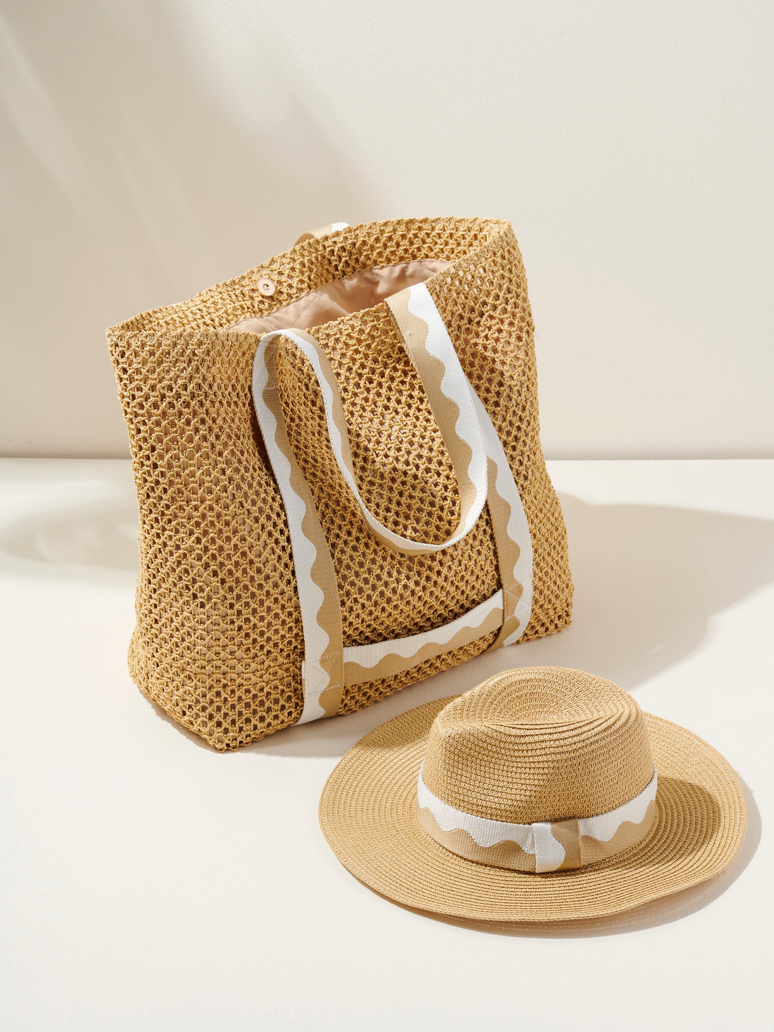 Shiraleah Antigua Tote And Hat Set SAND