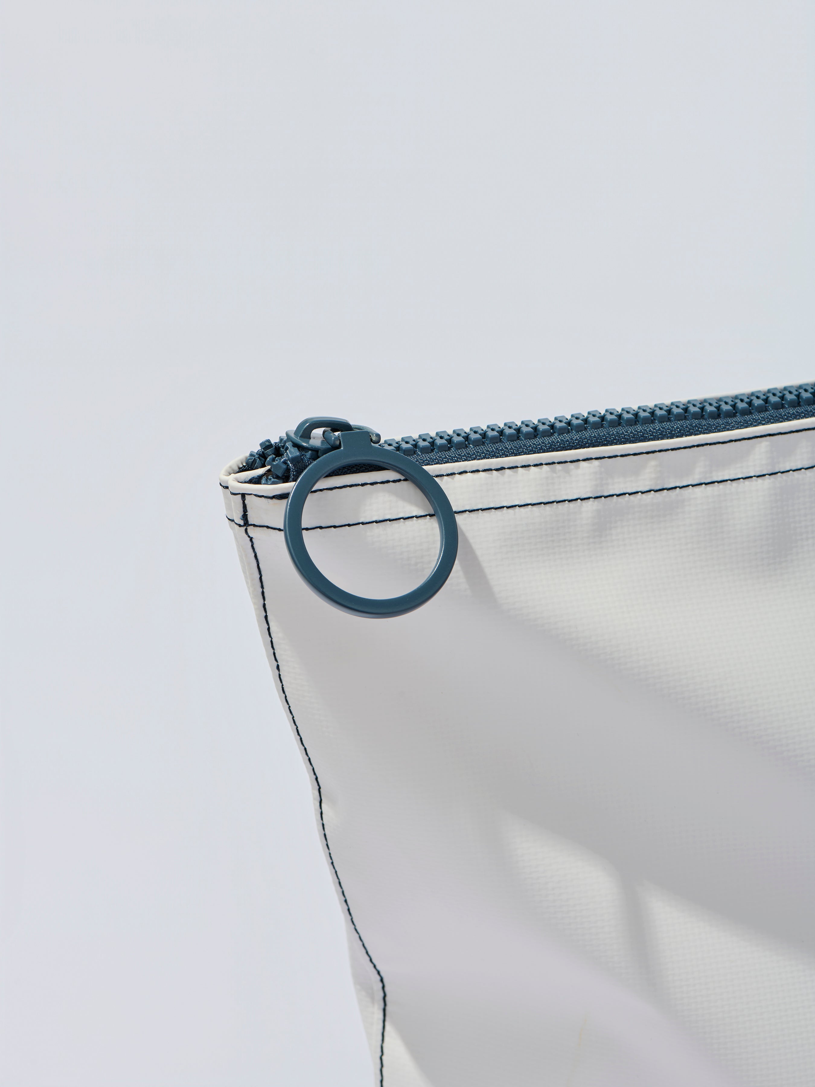 Shiraleah Port Water Resistant Tote WHITE