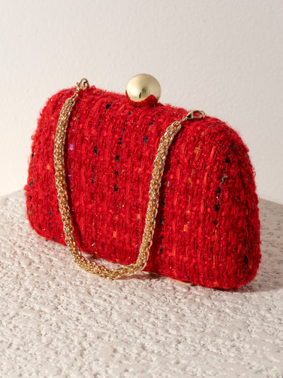 Shiraleah Lana Minaudiere, Red