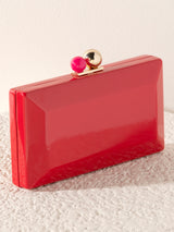 Shiraleah Mackenzie Minaudiere, Red