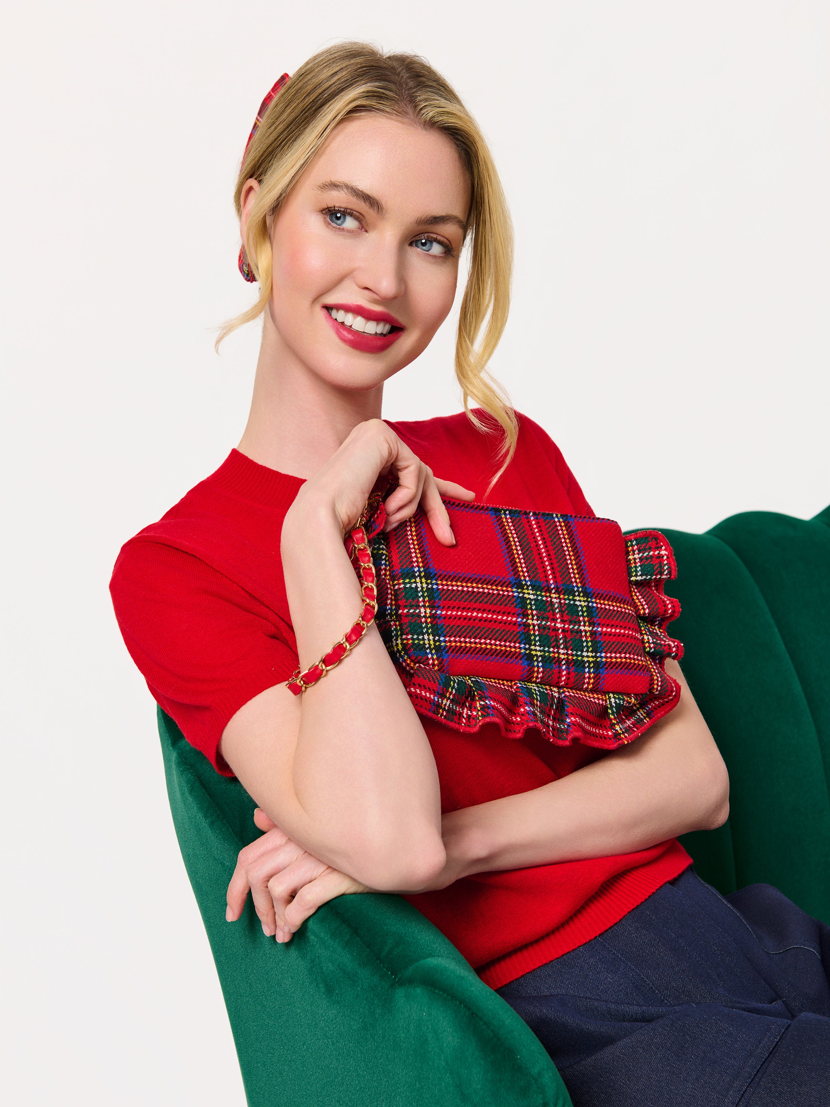 Shiraleah Scottie Ruffle Wristlet RED / OS