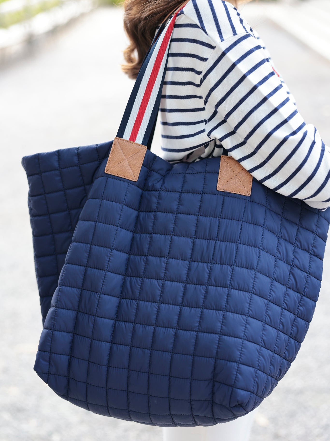 Shiraleah Ezra Travel Tote NAVY