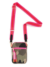 Shiraleah Ezra Phone Holder, Camo