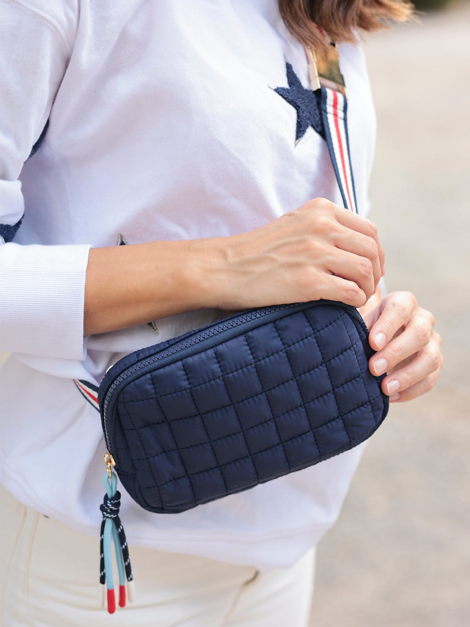 Shiraleah Ezra Belt Bag NAVY