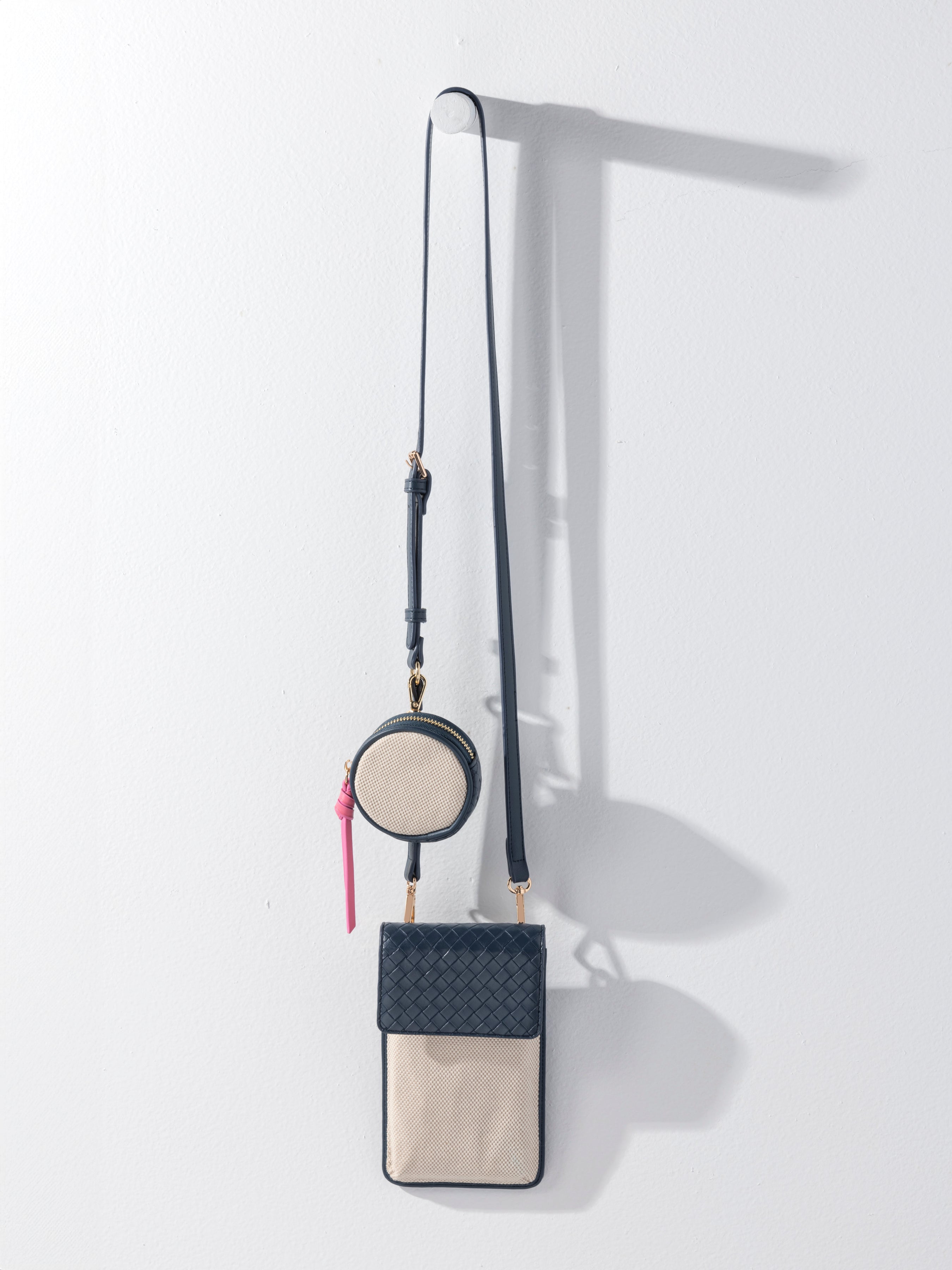 Shiraleah Frankie Phone Holder NAVY