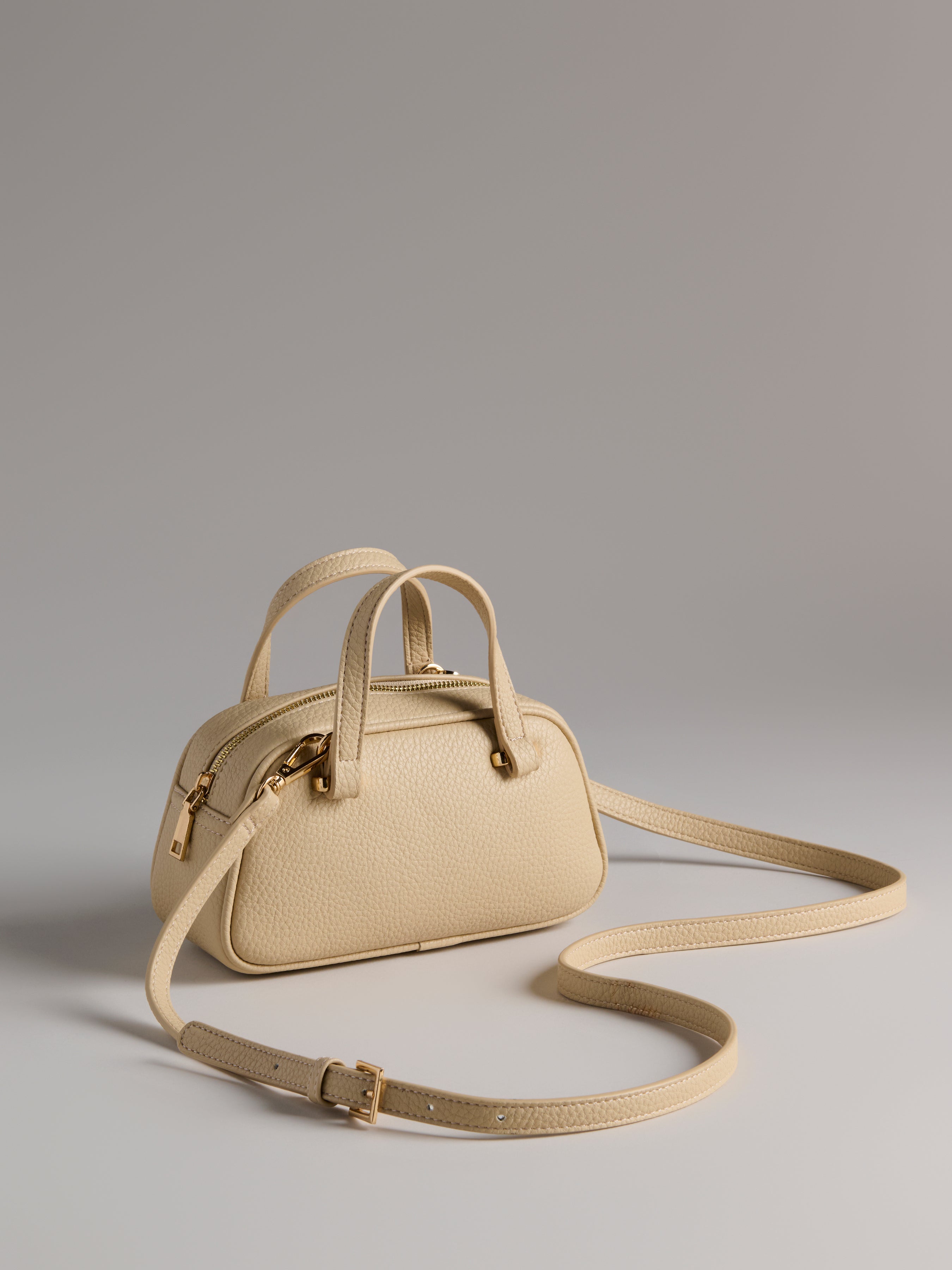 Shiraleah Vallerie Pebble Grain Mini Top Handle Bag PEBBLE