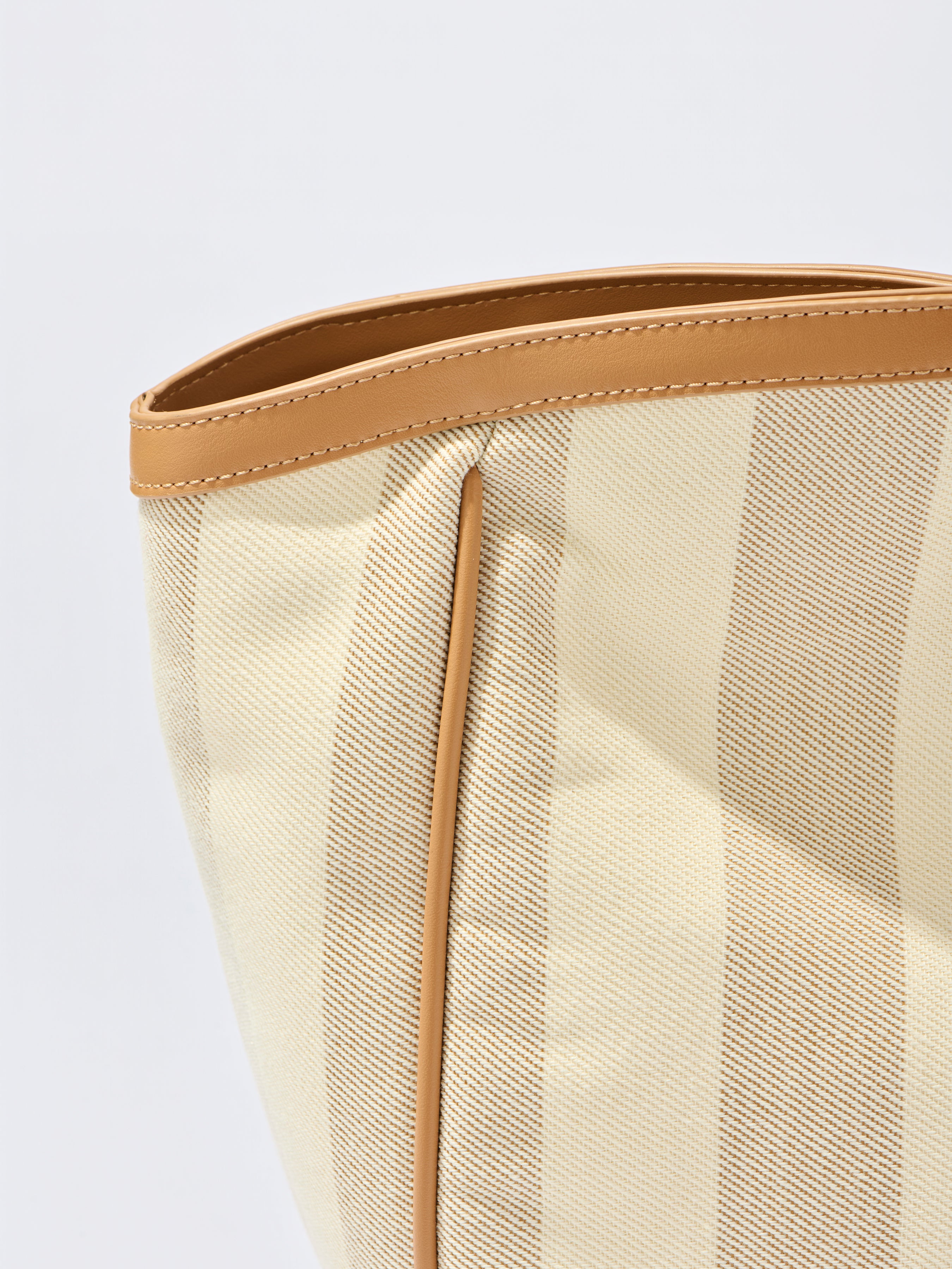 Shiraleah Positano Tote TAN