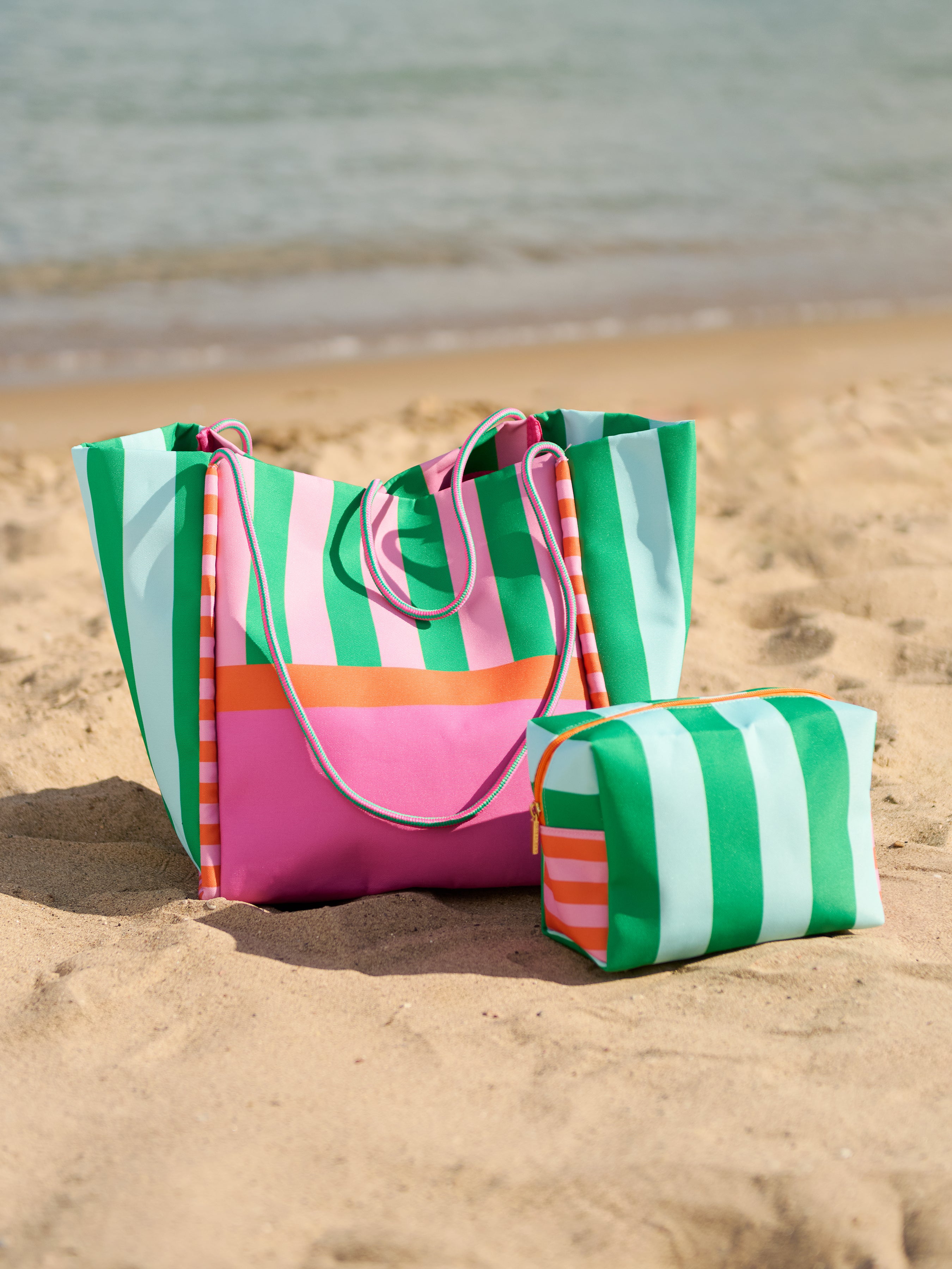 Shiraleah Samba Zip Pouch GREEN