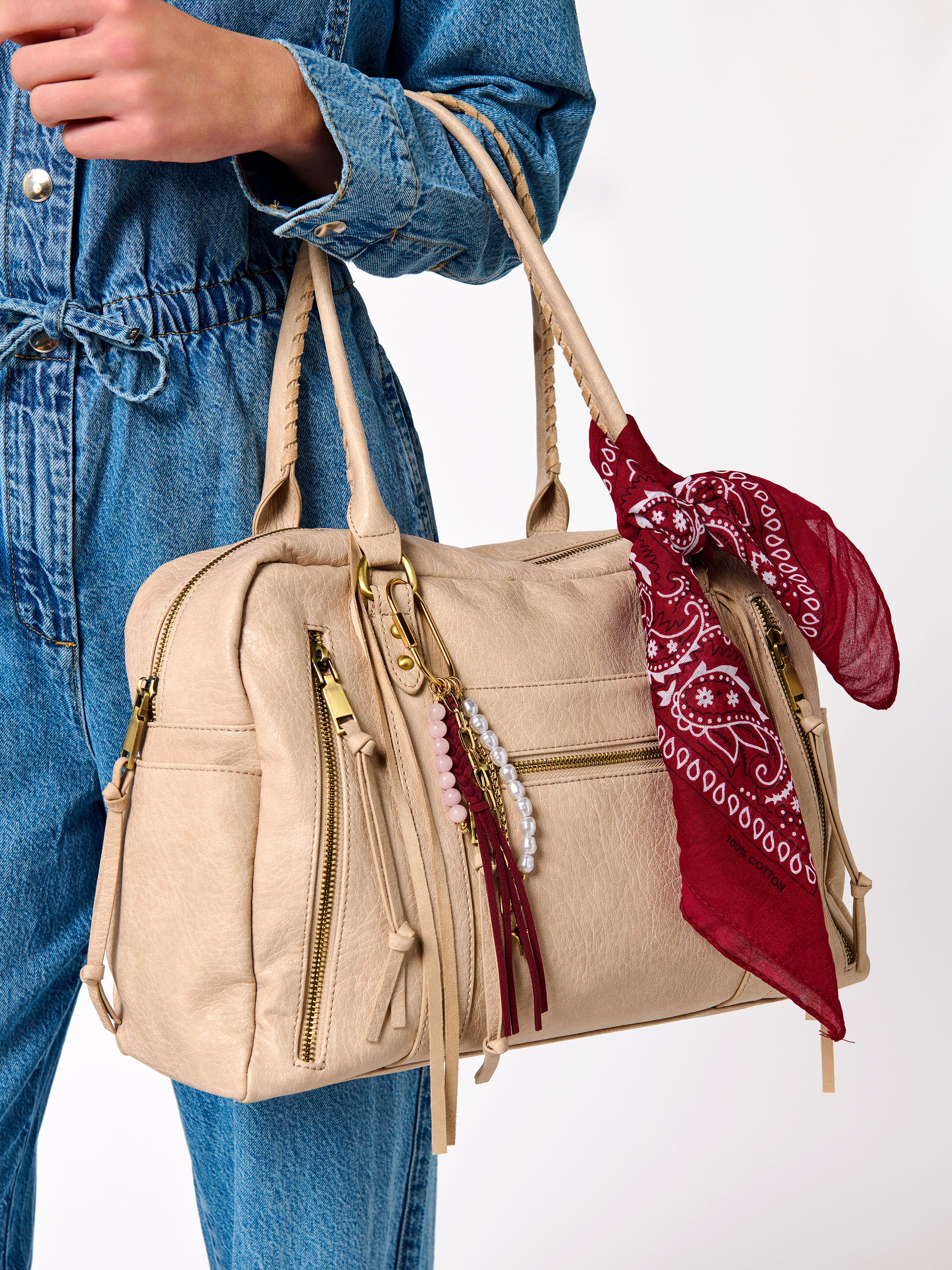 Shiraleah Tassel Bag Charm/Key Ring WINE