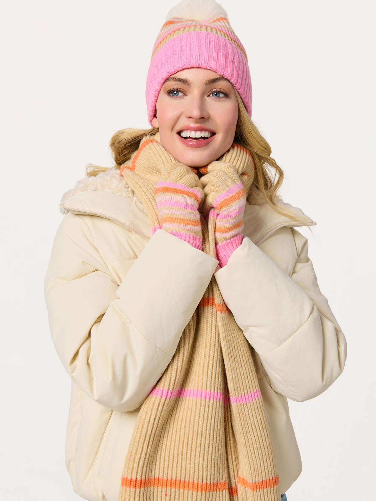 Shiraleah Elle Touchscreen Gloves TAN / OS