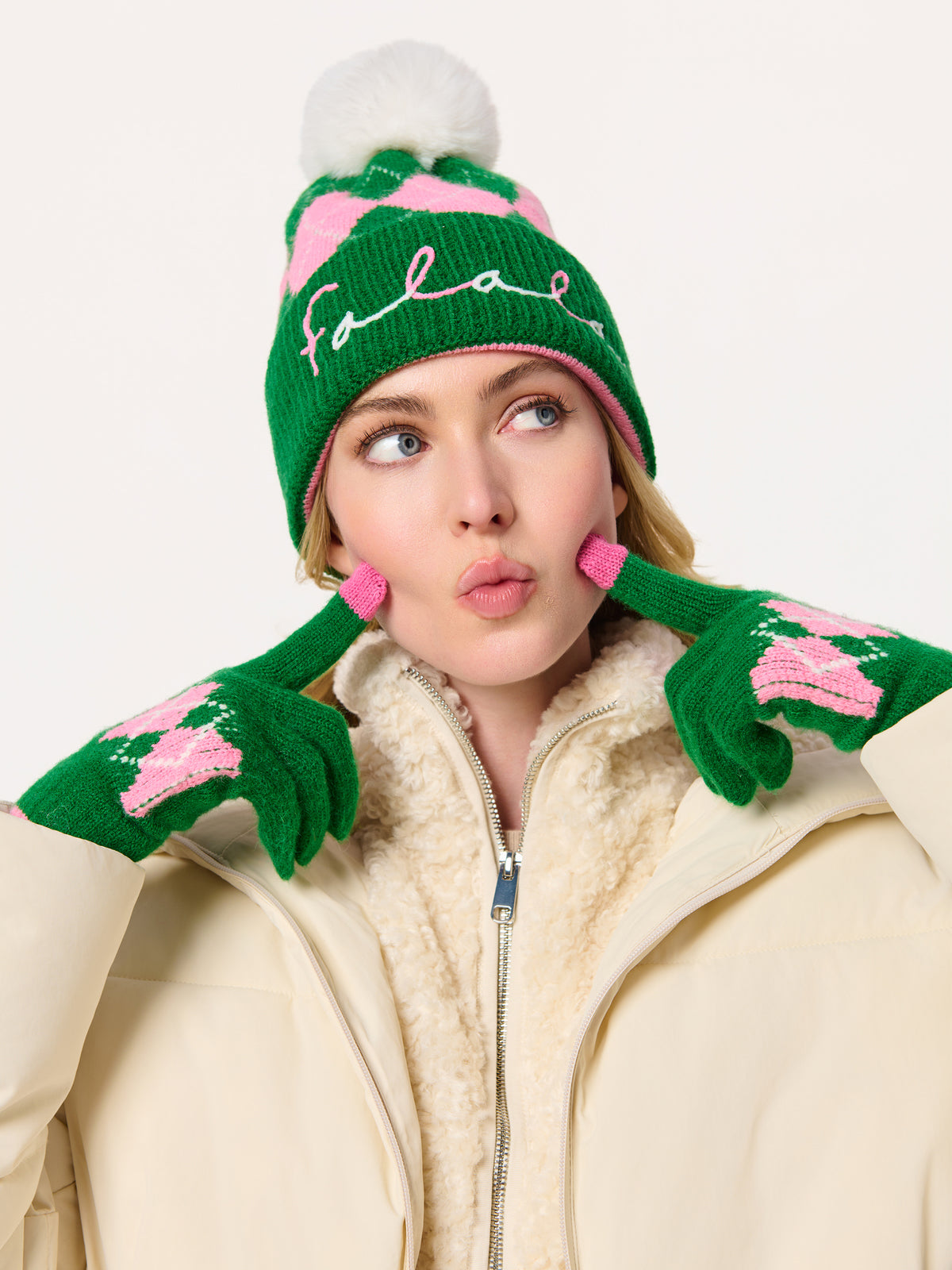 Shiraleah Argyle Touchscreen Gloves GREEN / OS