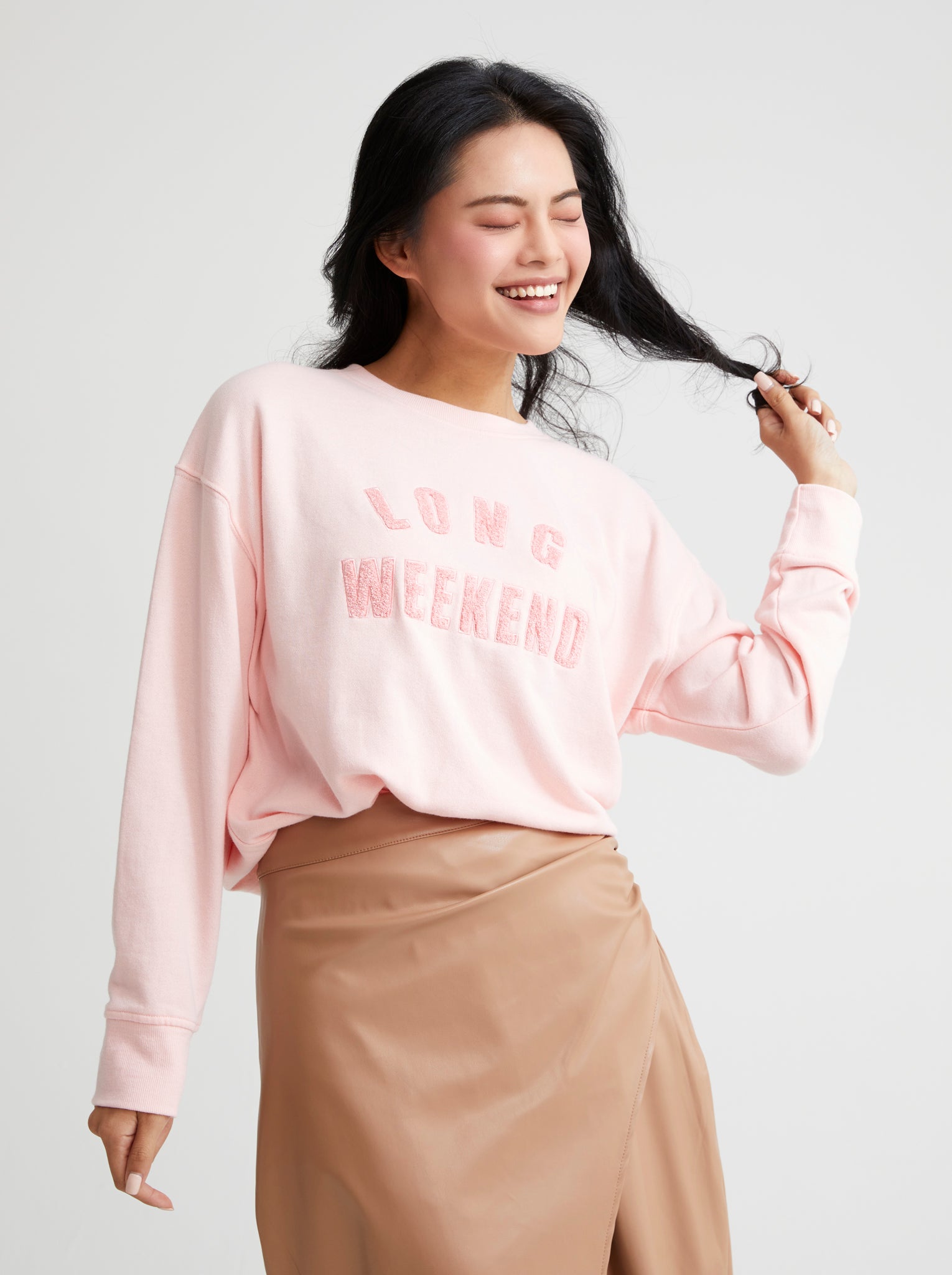 Shiraleah "Long Weekend" Sweatshirt, Rose