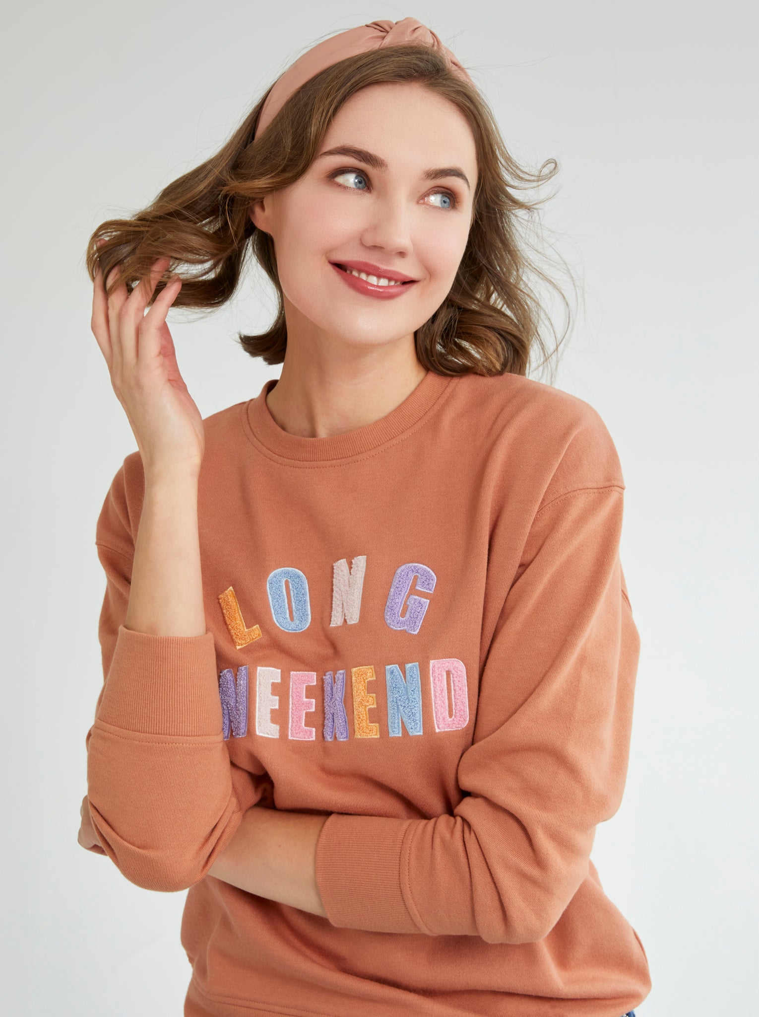 Shiraleah "Long Weekend" Sweatshirt, Rust