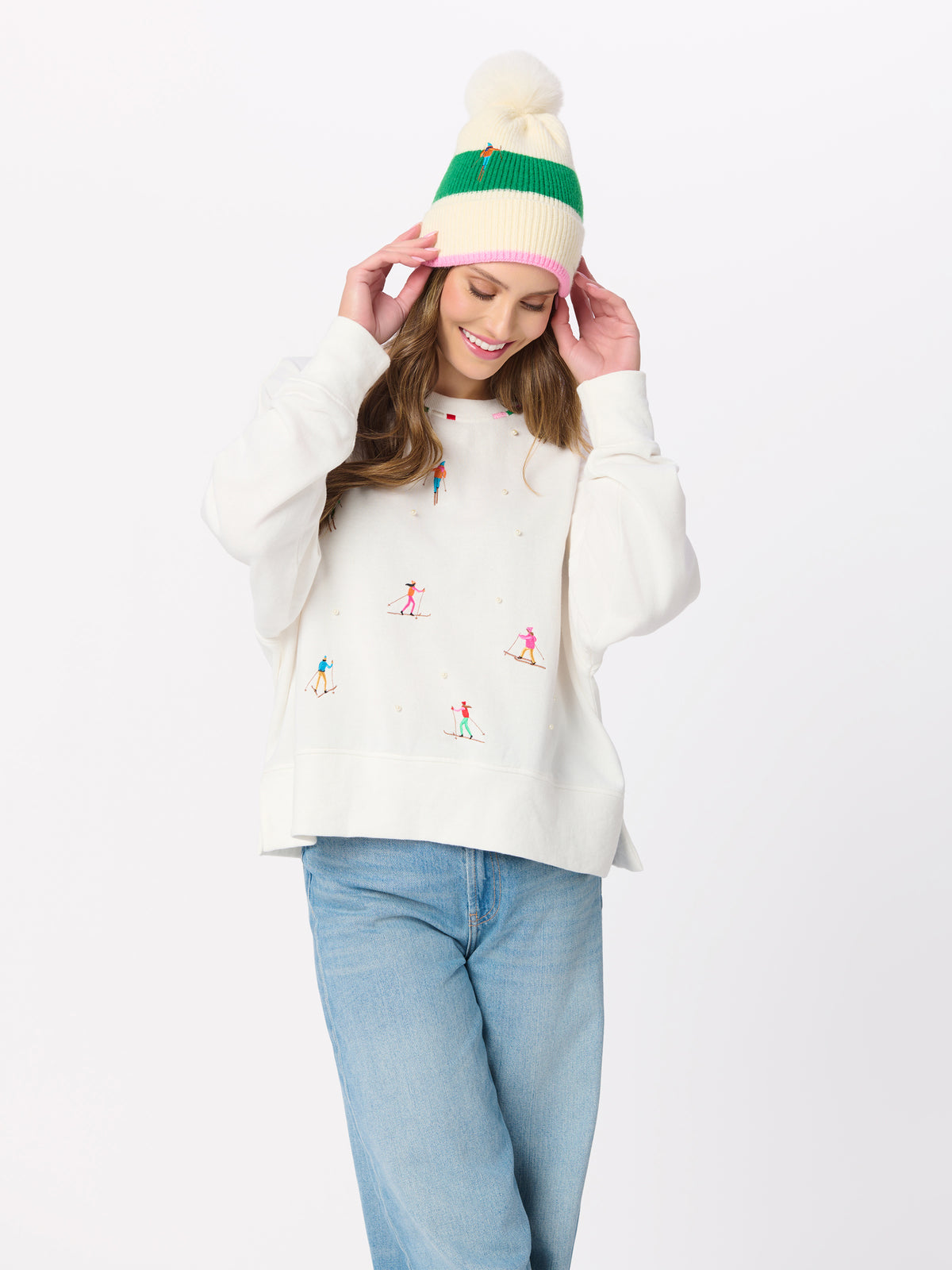 Shiraleah Skiers With Pearls Relaxed Sweatshirt IVORY / EXTRA SMALL
