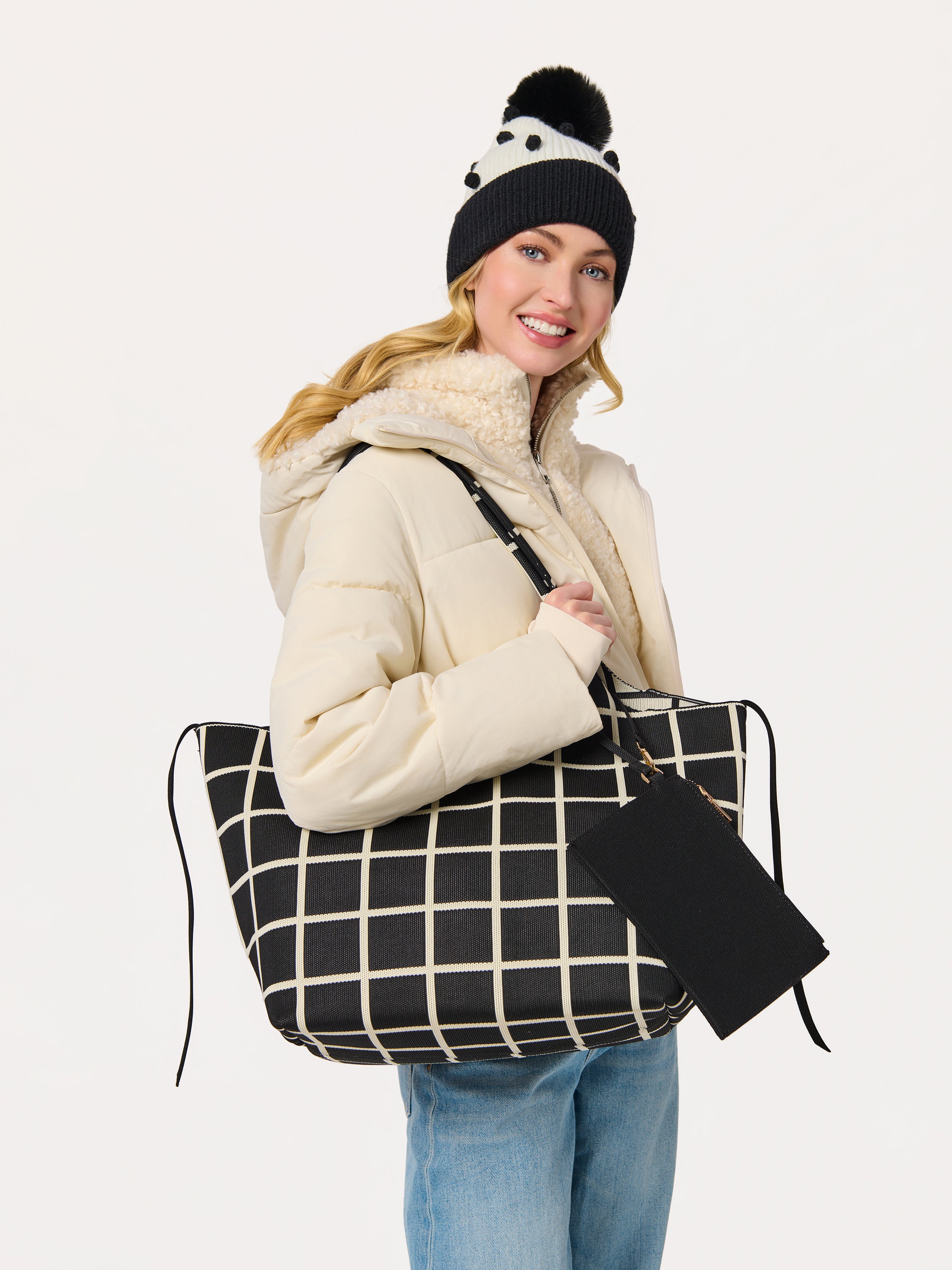 Shiraleah Jolly Pom Pom Beanie BLACK / OS