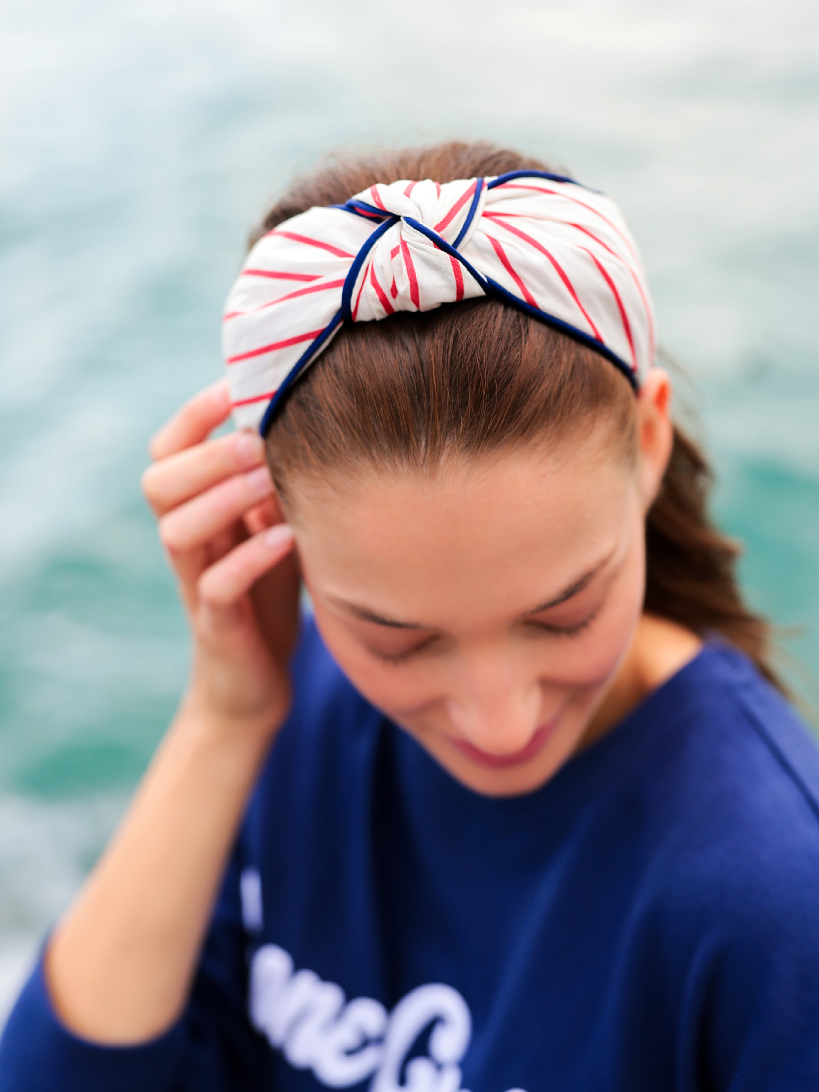 Shiraleah Wide Stripes Knotted Headband, WHITE