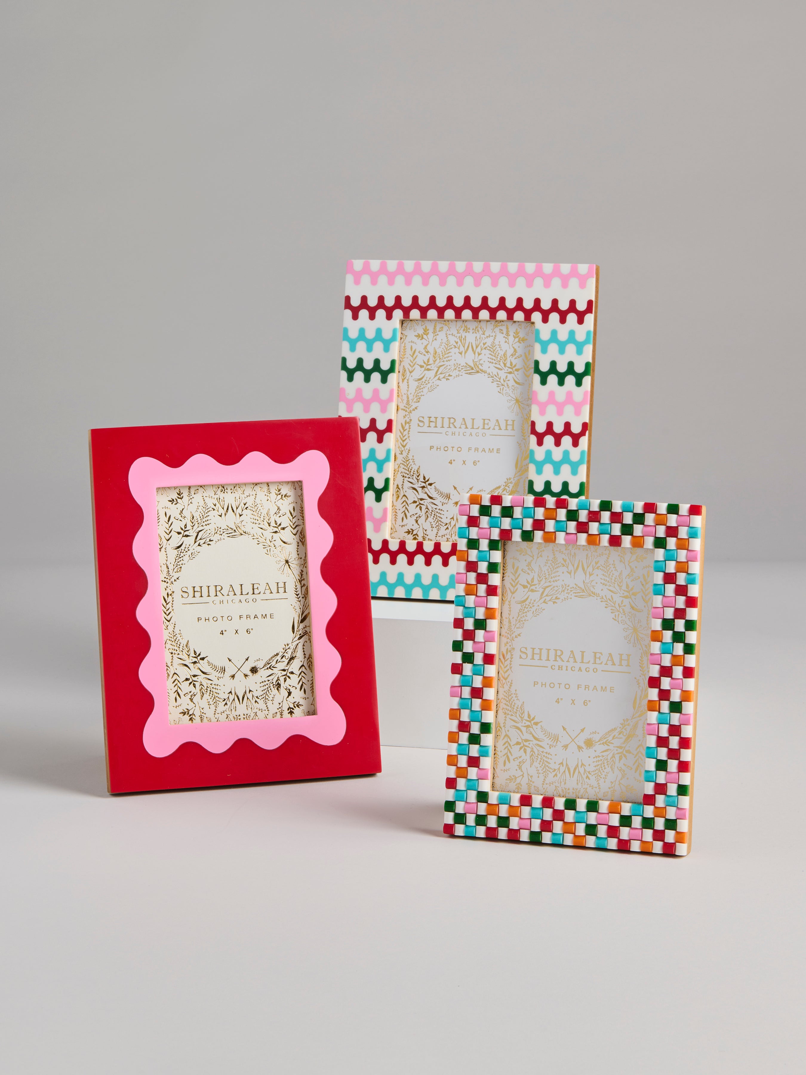 Shiraleah Viva 4" x 6" Zig Zag Picture Frame, Multi