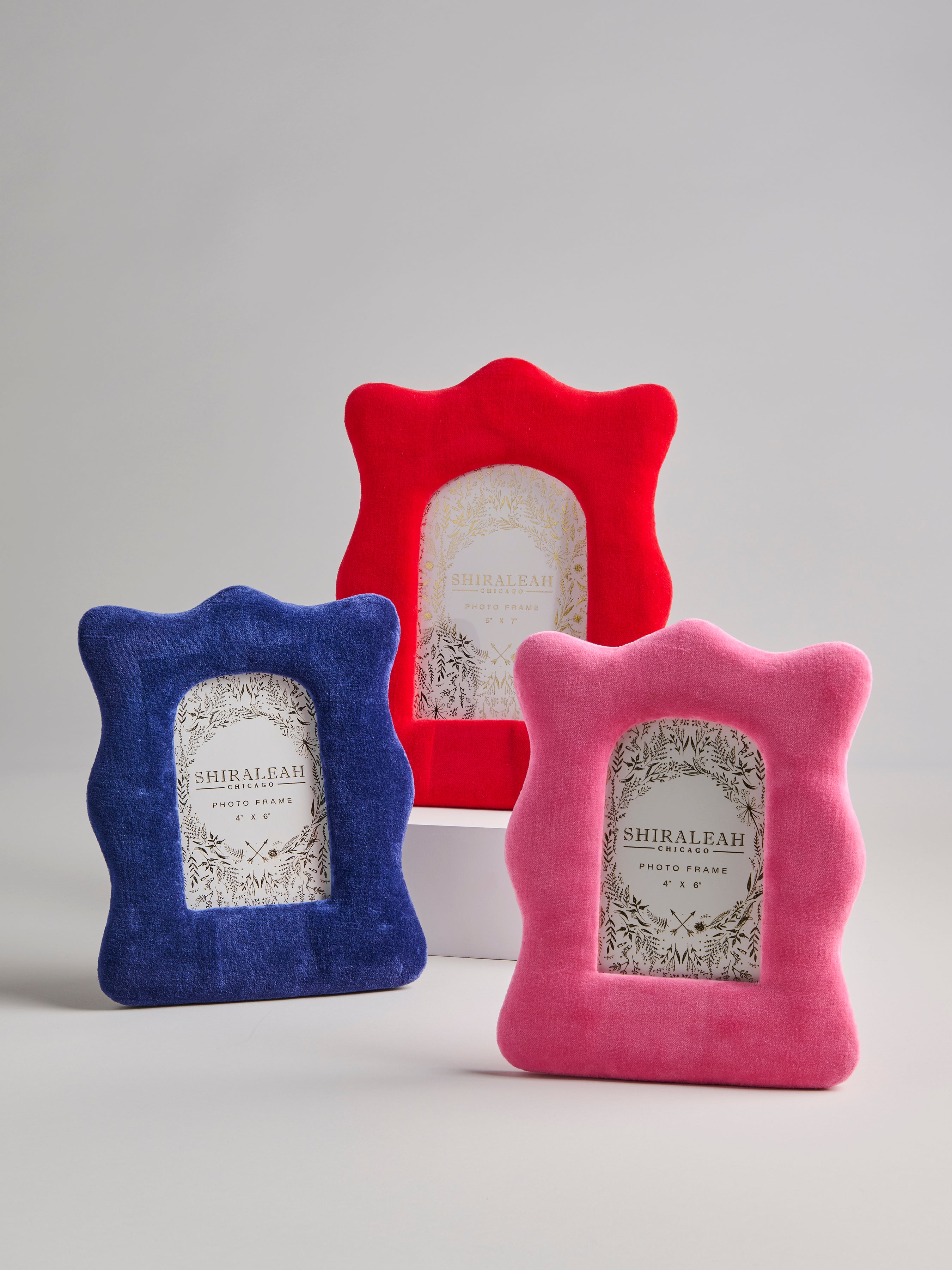 Shiraleah Elle 5" x 7" Picture Frame, Red