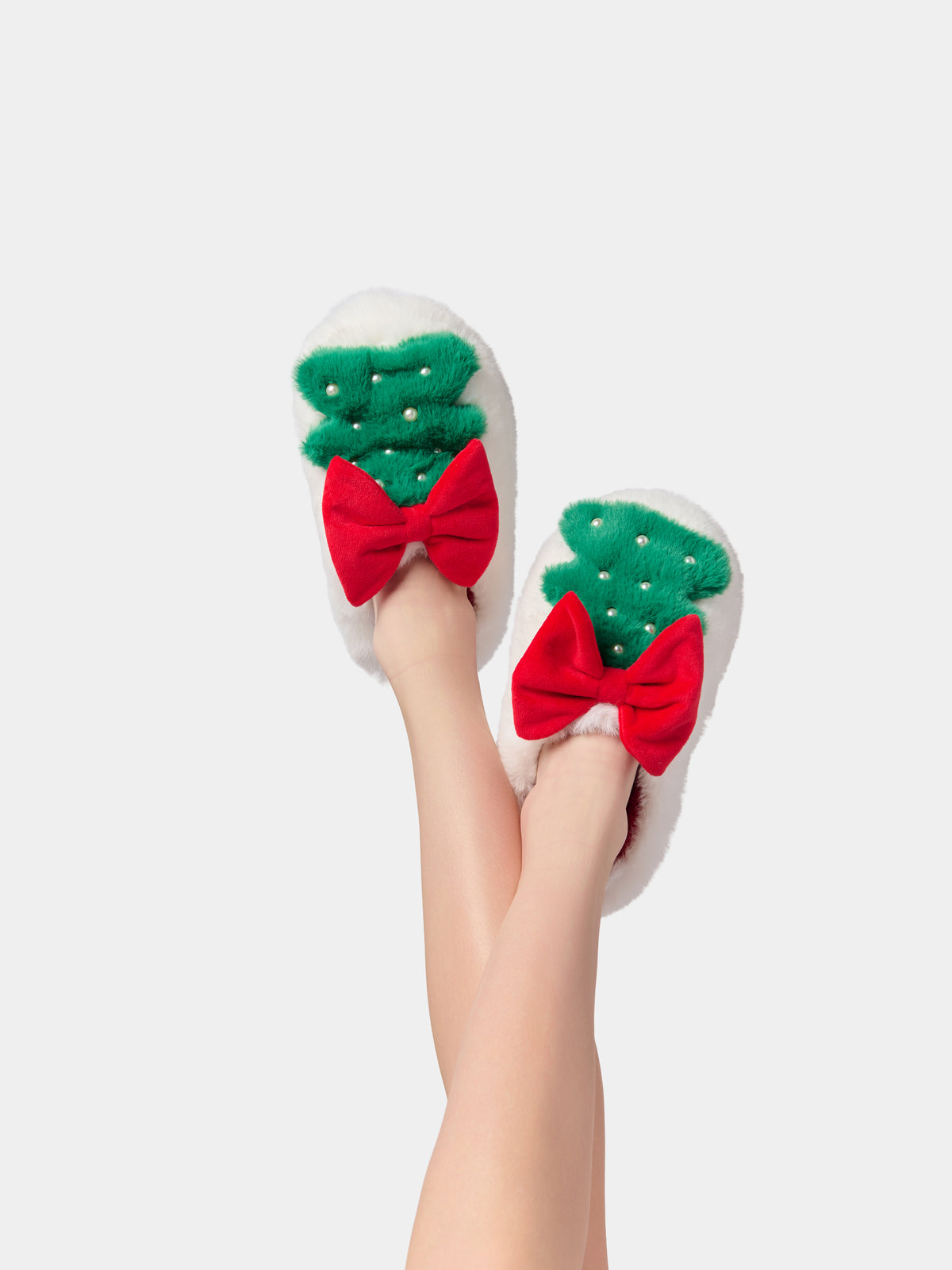 Shiraleah Christmas Tree Slippers WHITE / S/M