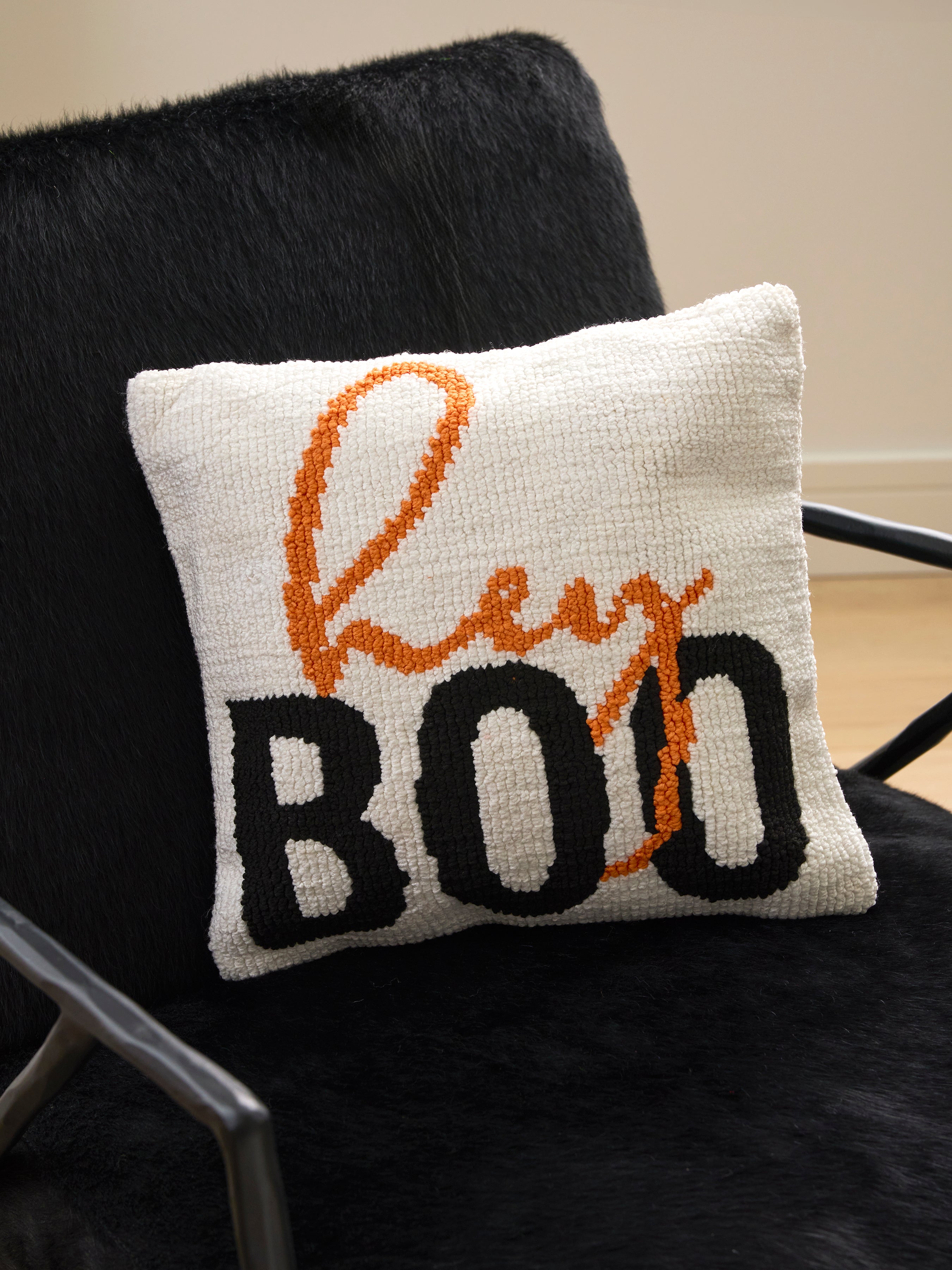 Shiraleah "Hey Boo" Pillow IVORY