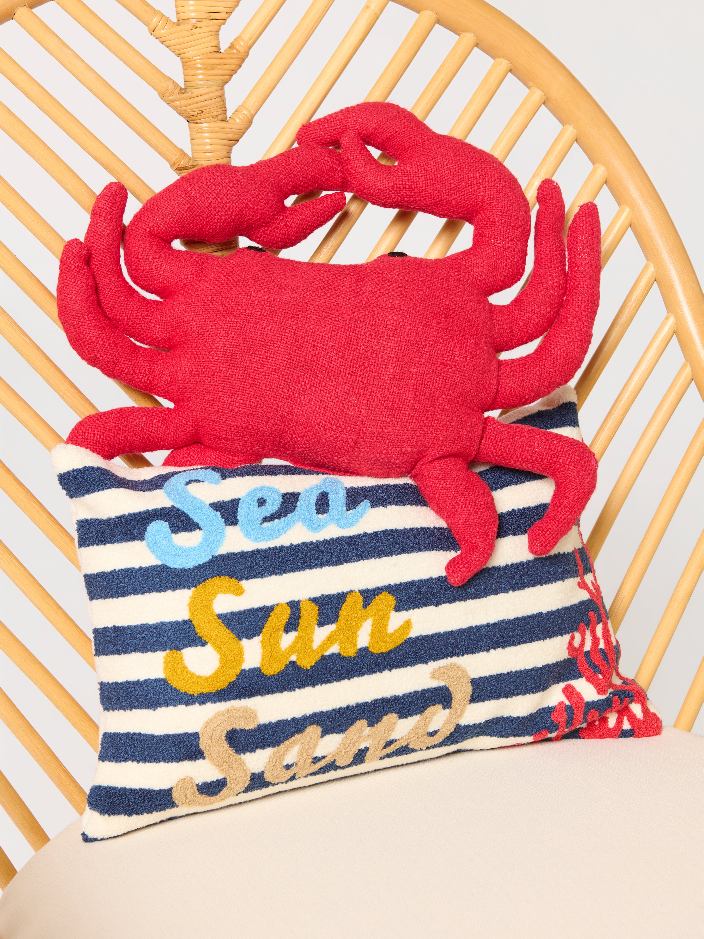 Shiraleah Cozy Crab Pillow, Red