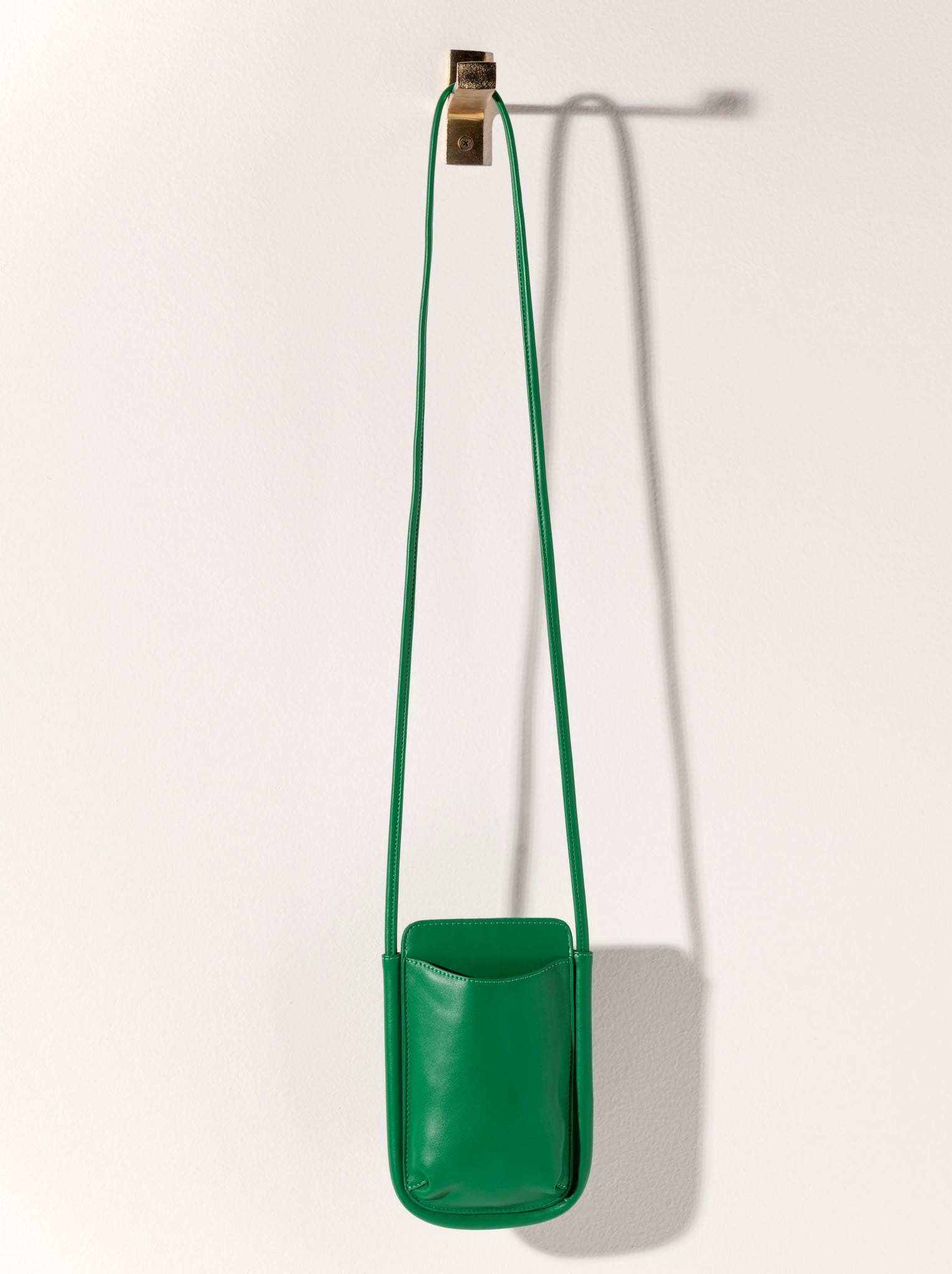 Shiraleah Charlotte Phone Cross-Body GREEN