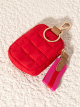 A perfect little addition to your everyday bag, the Ezra Clip-On Pouch will give you additional storage with easy access. Add in your daily essentials - anything from cash to earbuds, credit cards, hand sanitizer, or lip balm. This clip on accessory is a chic and functional addition to your everyday bag. Pair with other items from Shiraleah to complete your look!
